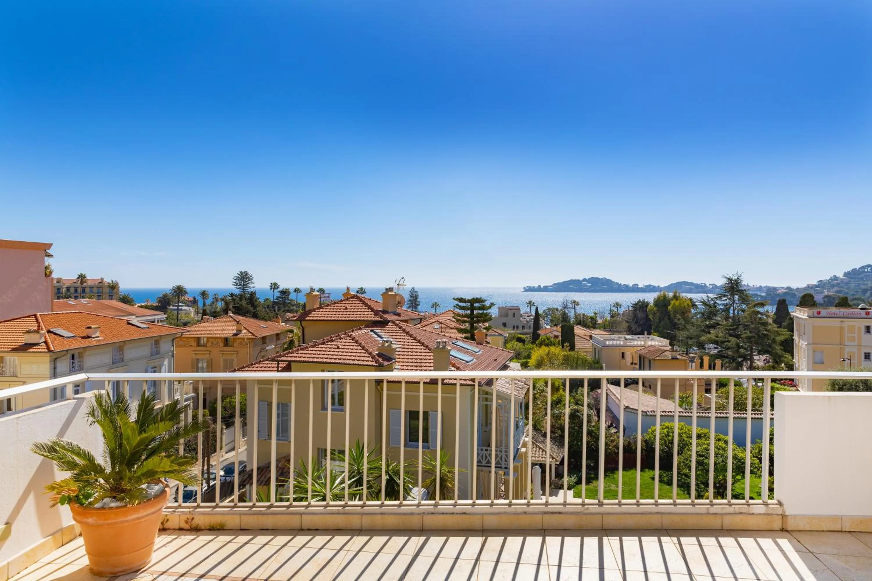 Sea view in Résidence Carlton - Rénovée avec Piscine