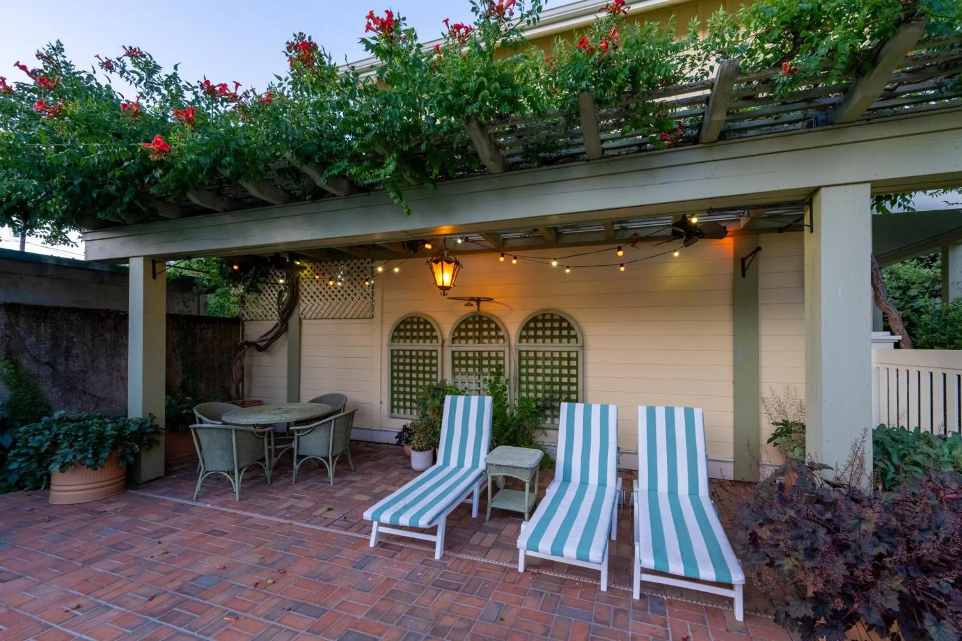 sunbed in Tallman Hotel