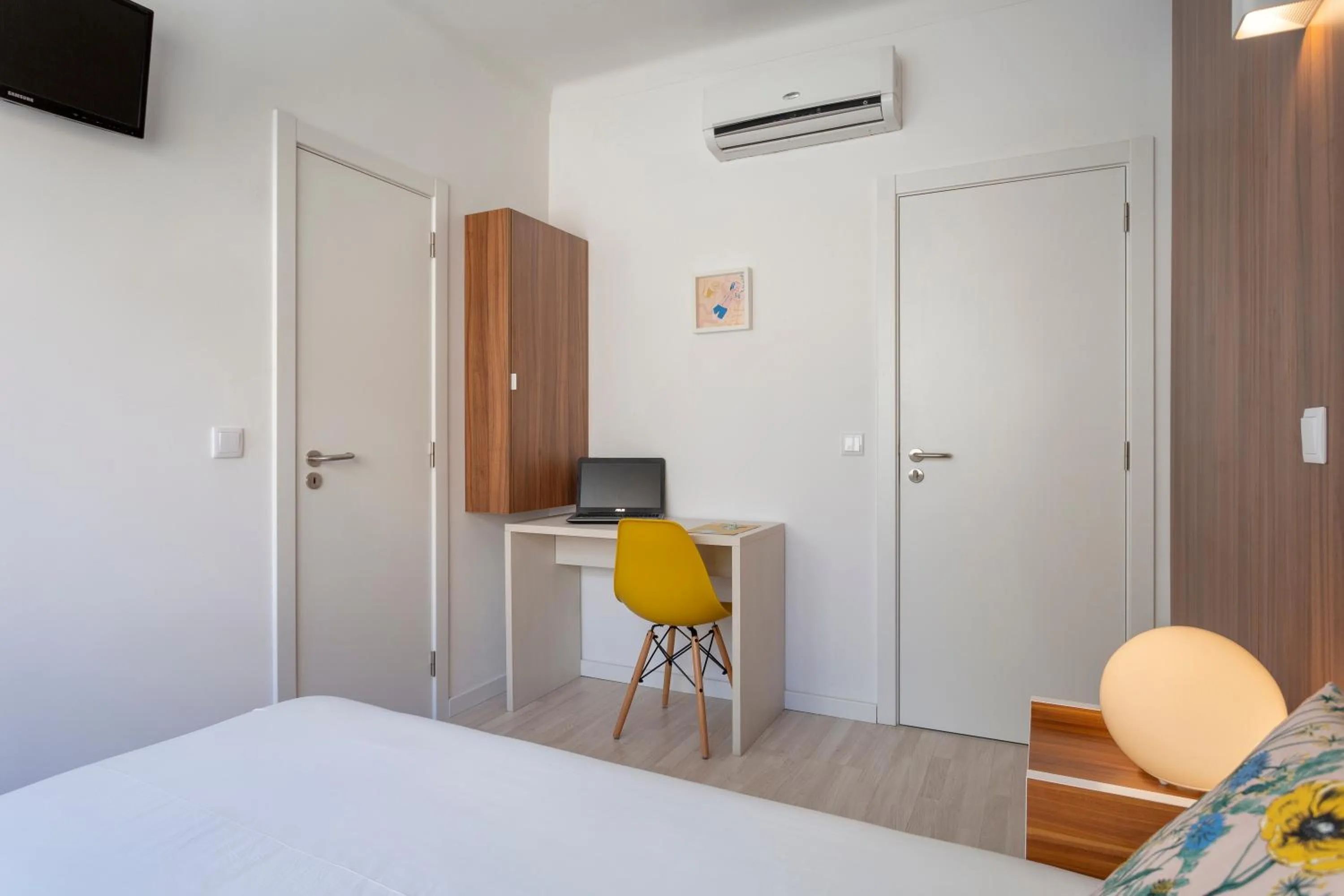 TV and multimedia, Bed in Next Inn