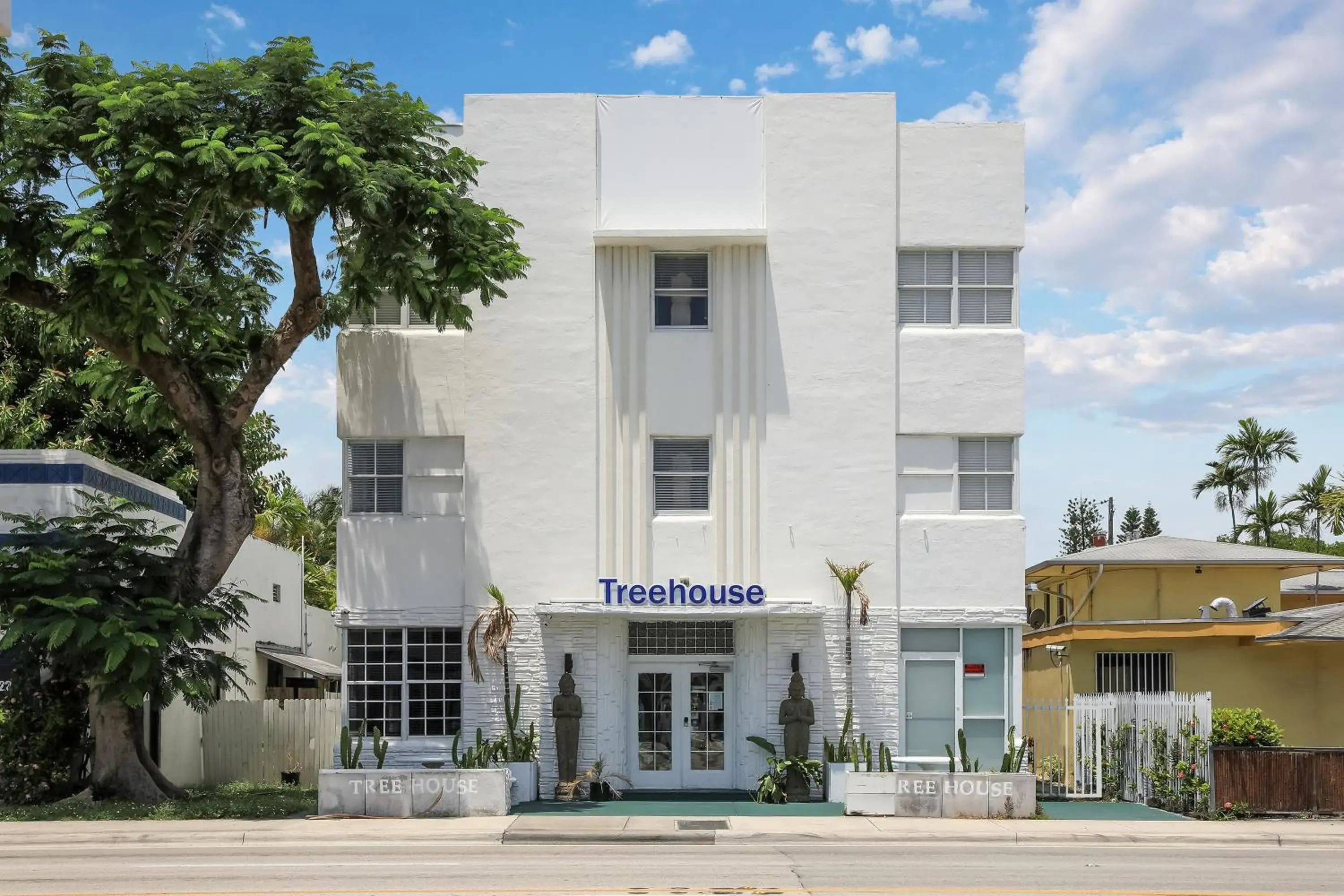 Treehouse Hotel Treehouse Hotel