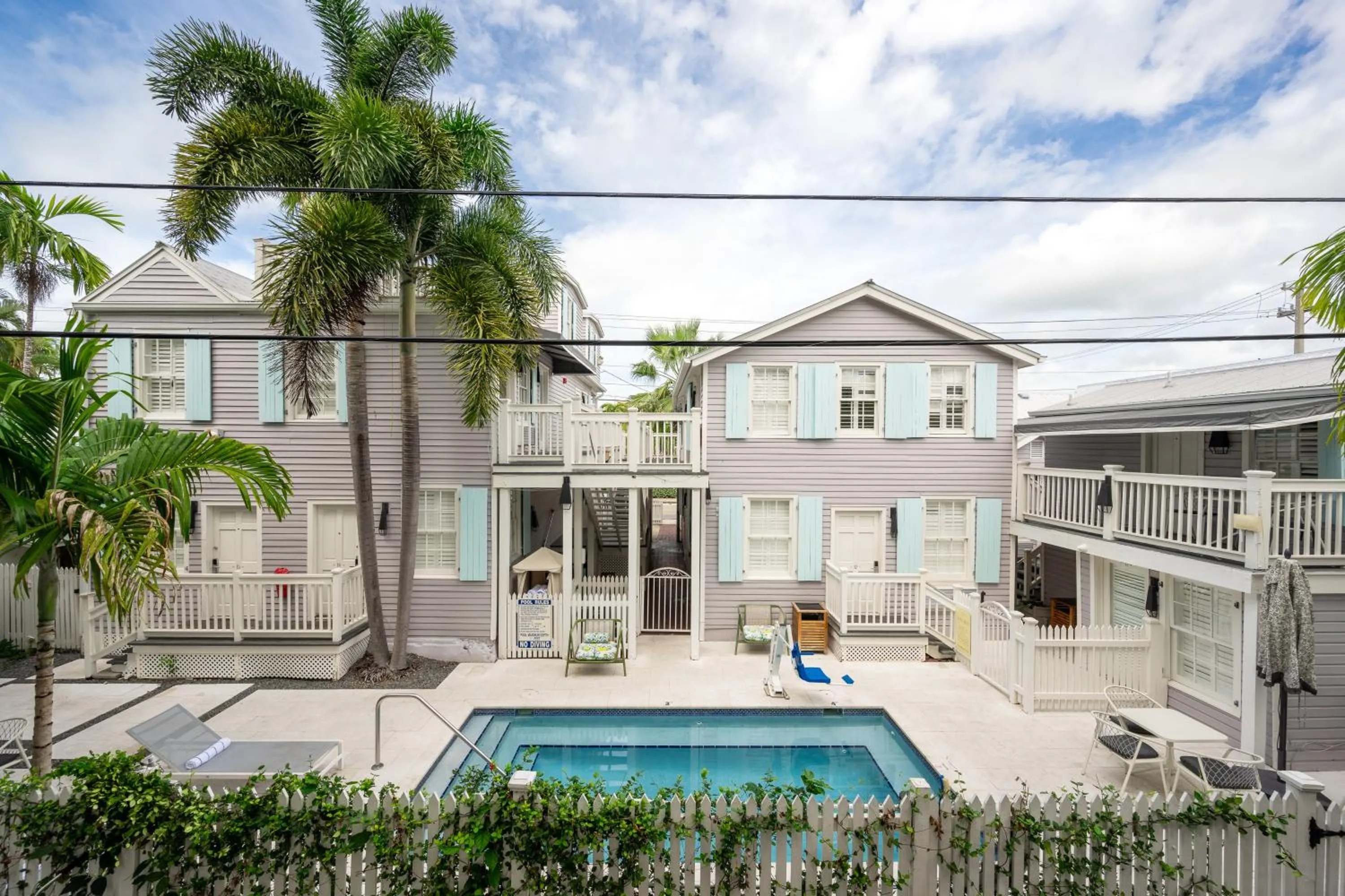 Swimming pool in Fitch Lodge - Key West Historic Inns