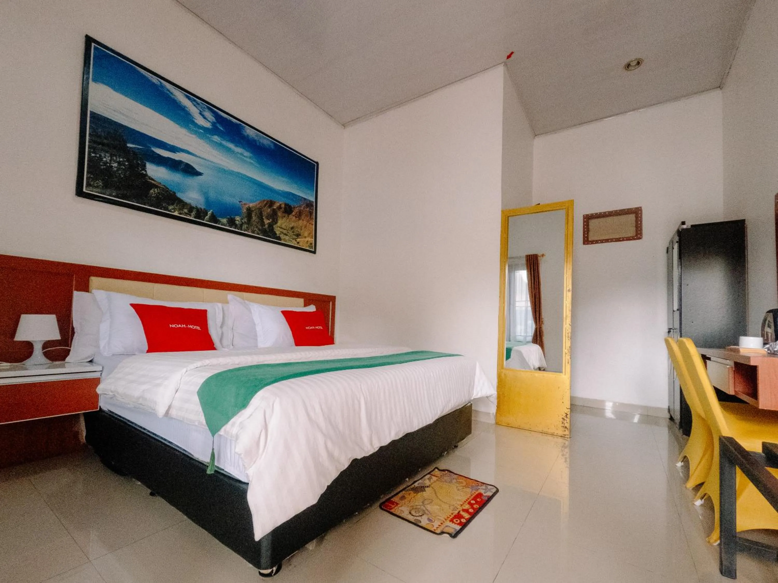 Bed in Noah Hotel Silangit