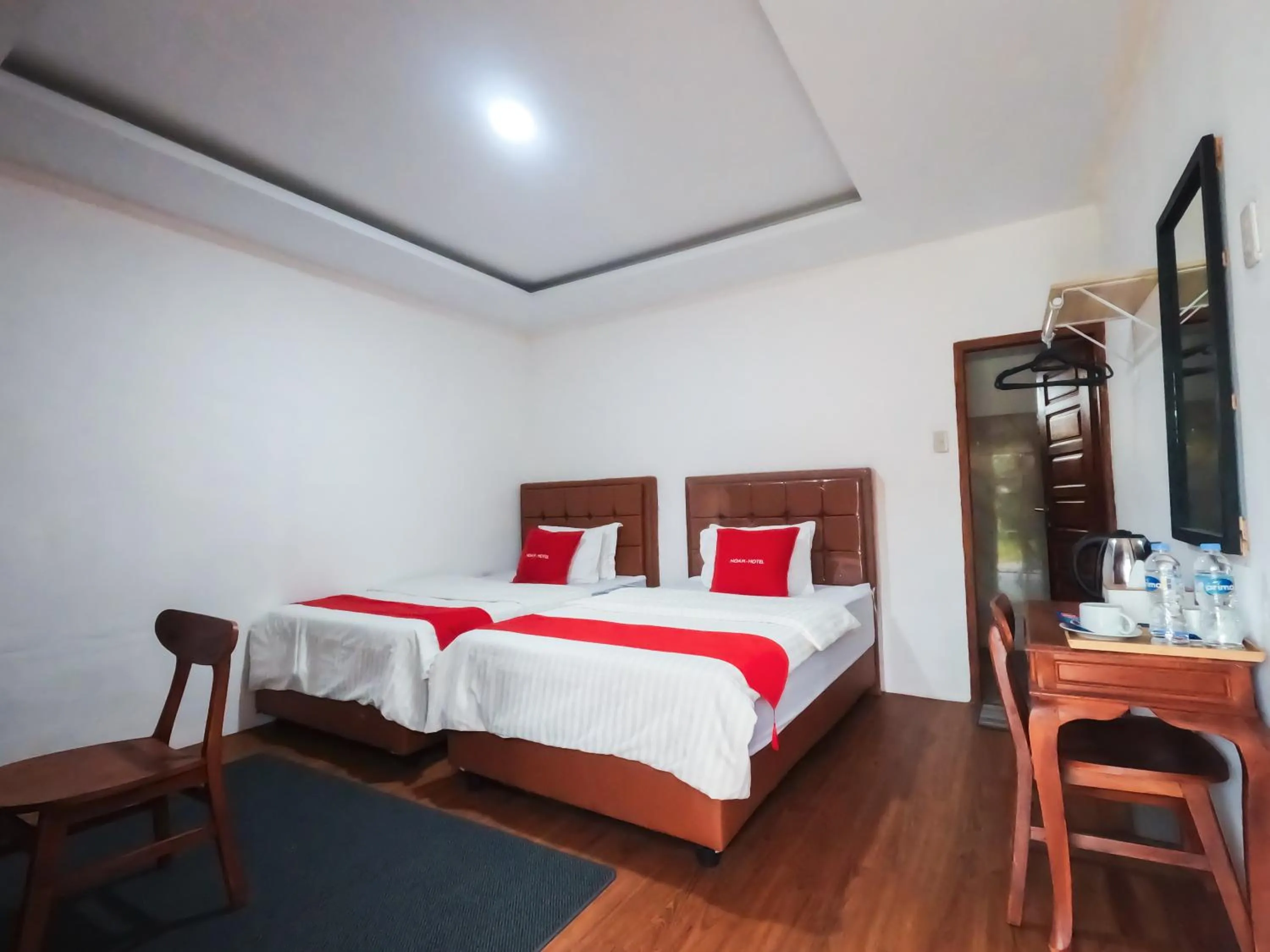 Bed in Noah Hotel Silangit