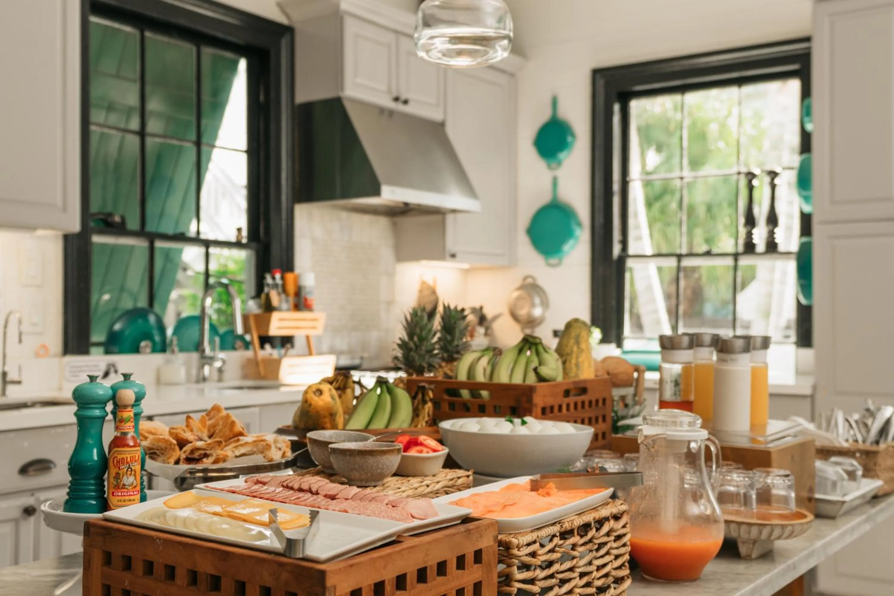 Breakfast in Ridley House - Key West Historic Inns