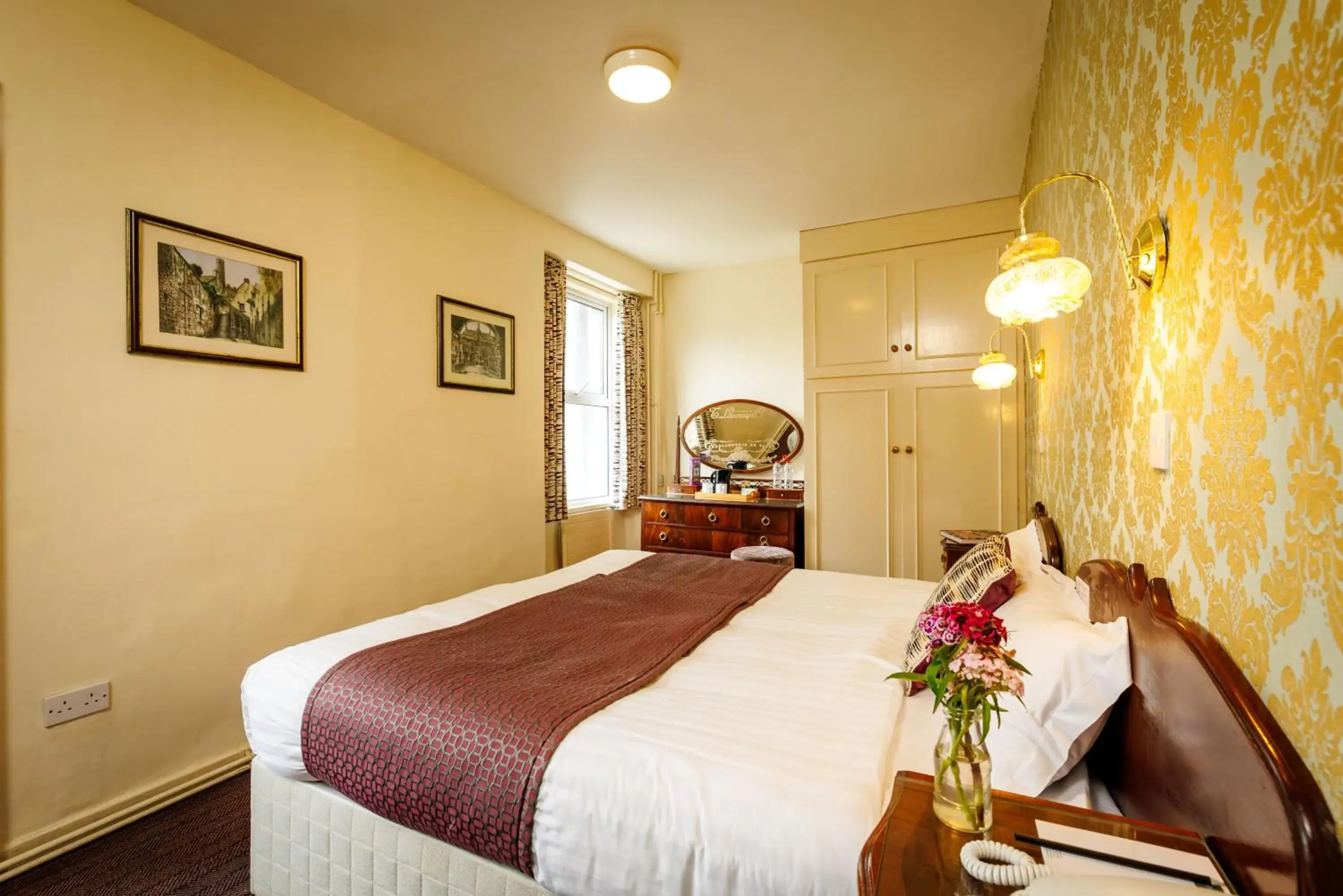 Double Room in Club House Hotel Kilkenny Double Room in Club House Hotel Kilkenny