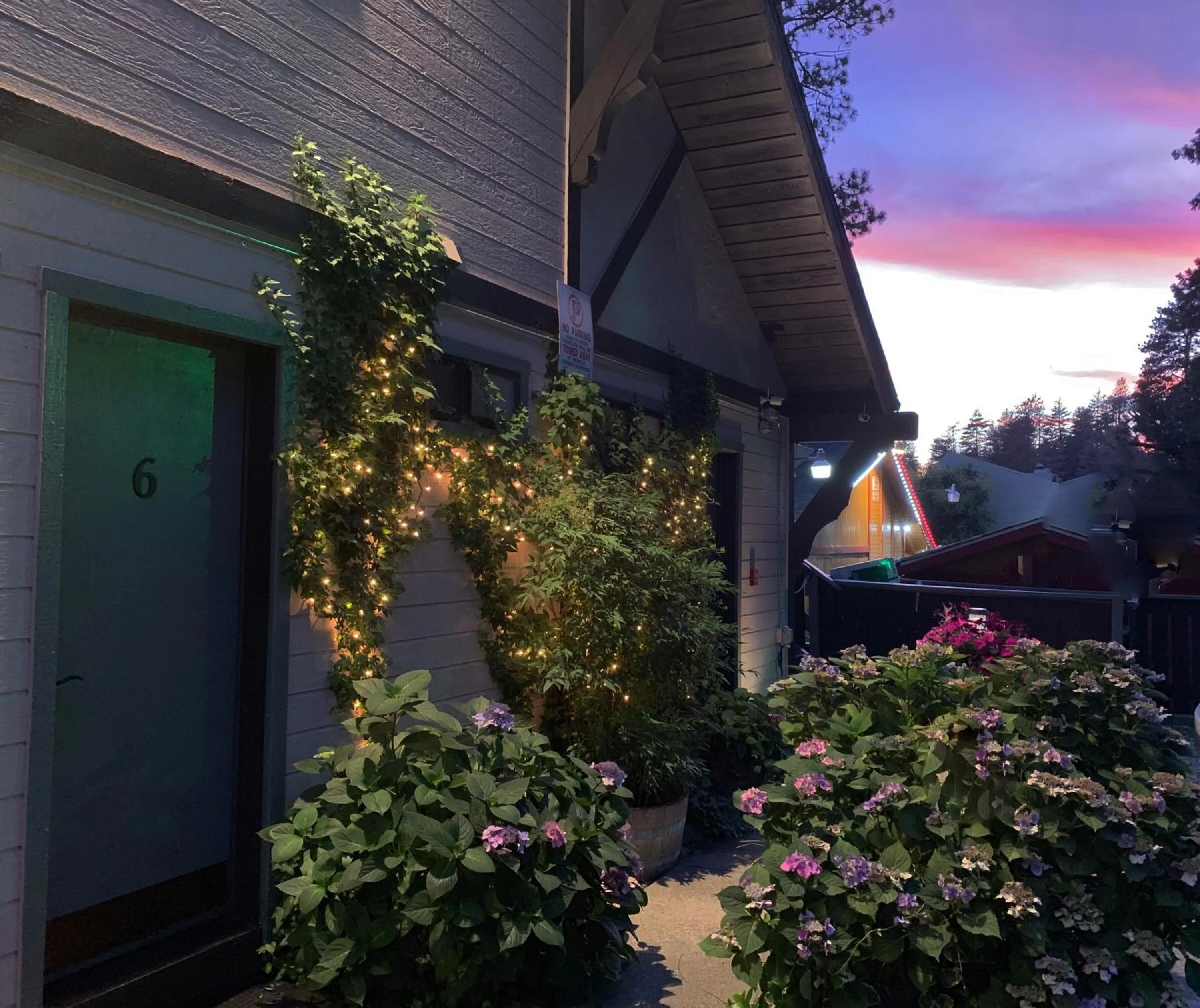 Property building in The North Shore Inn