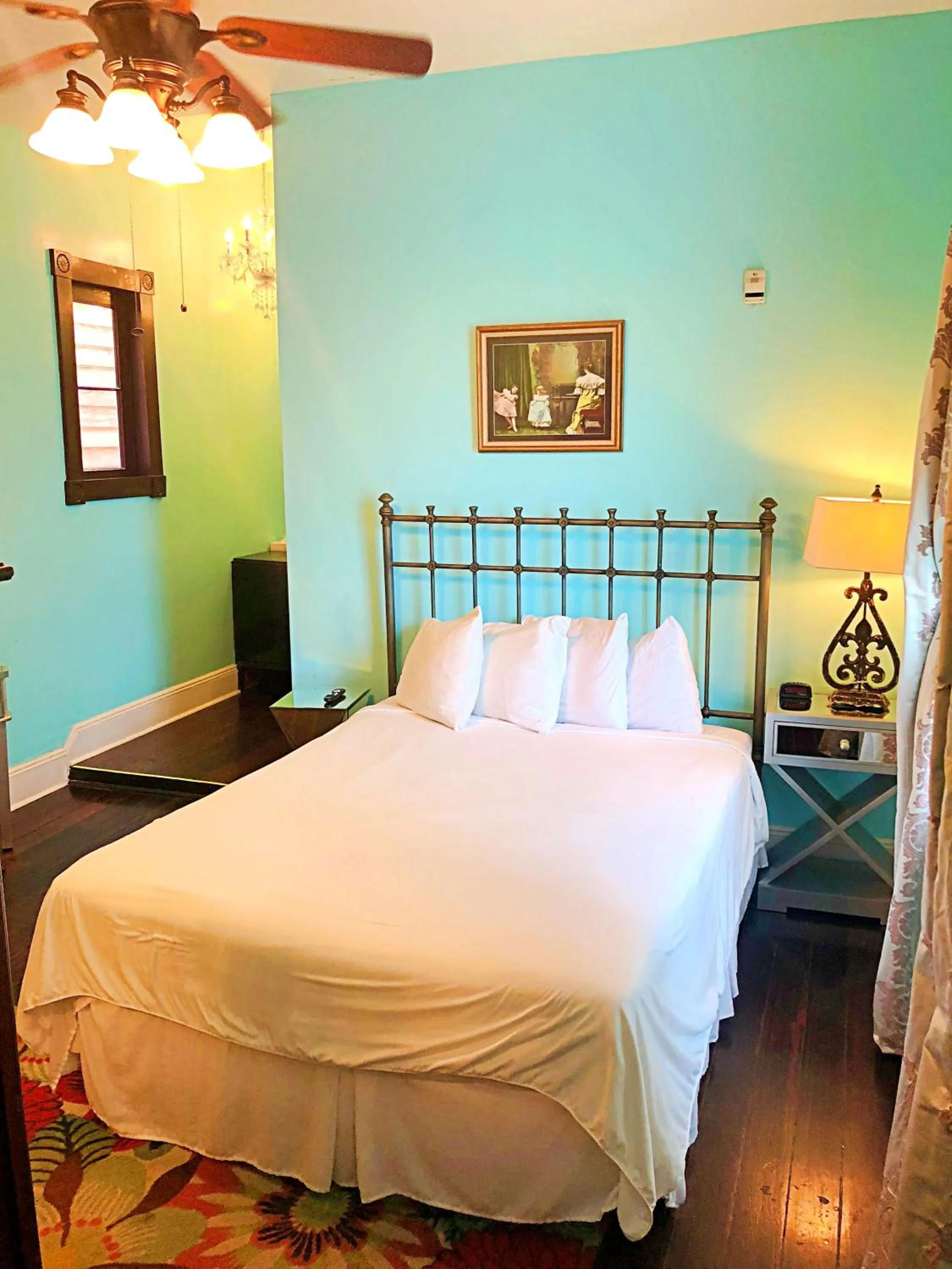 Creole Gardens Guesthouse and Inn