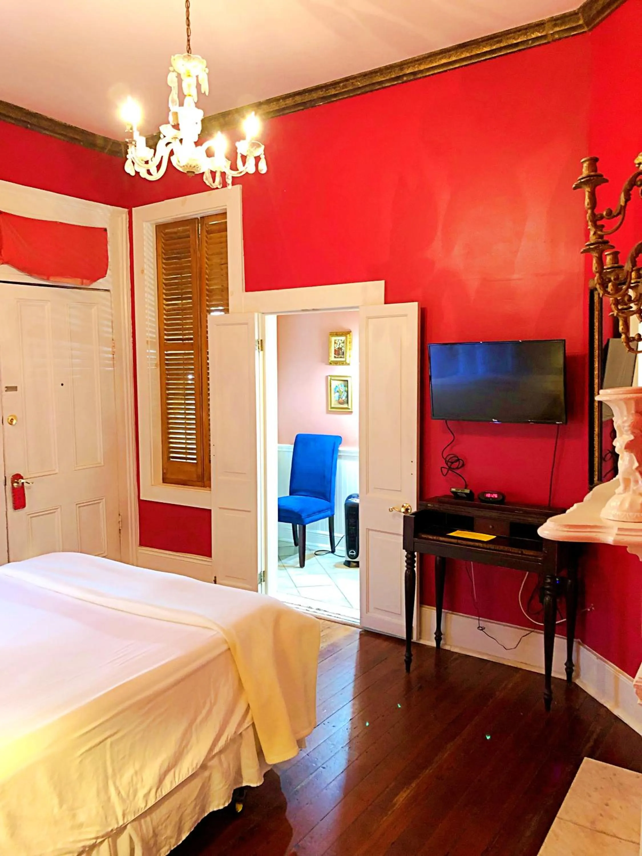 Creole Gardens Guesthouse and Inn