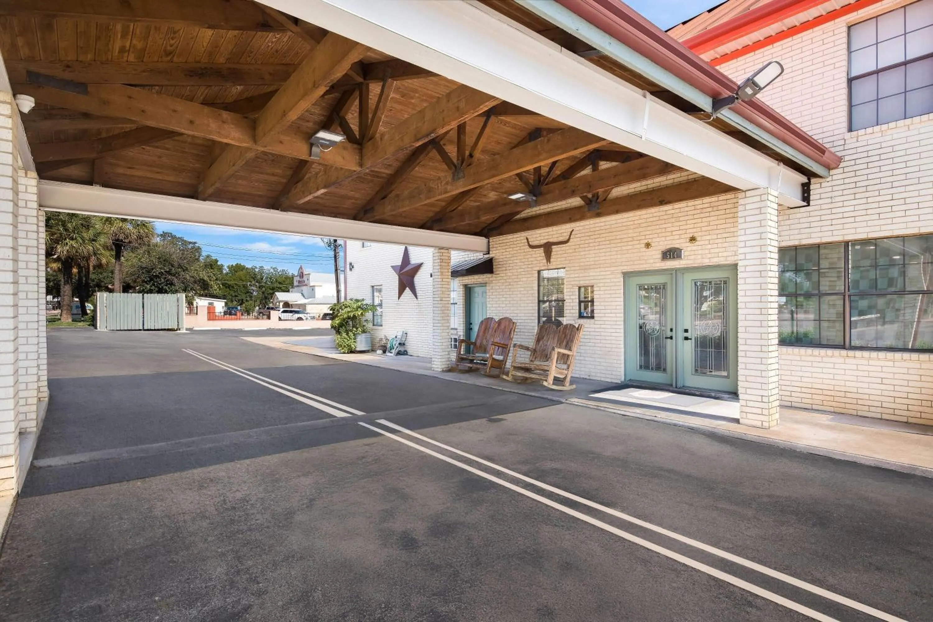 Property building in Super 8 by Wyndham Fredericksburg