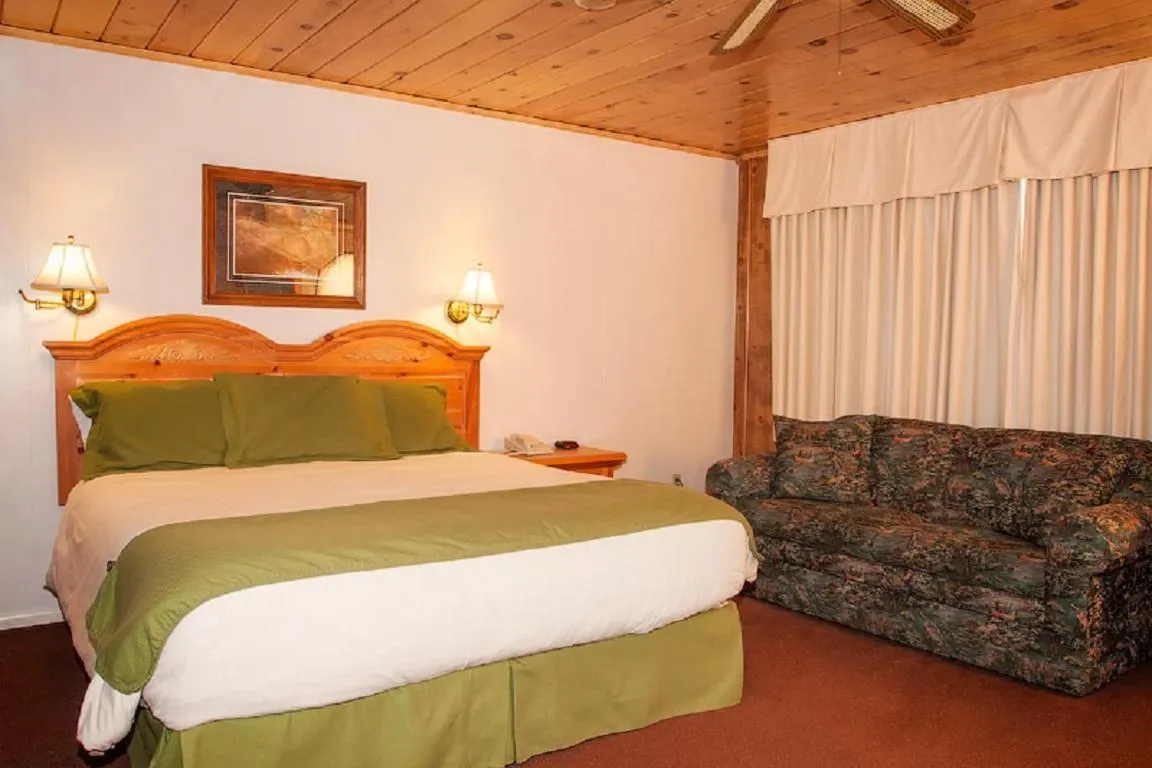 Bed in June Lake Motel