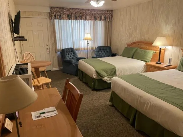 Bed in June Lake Motel