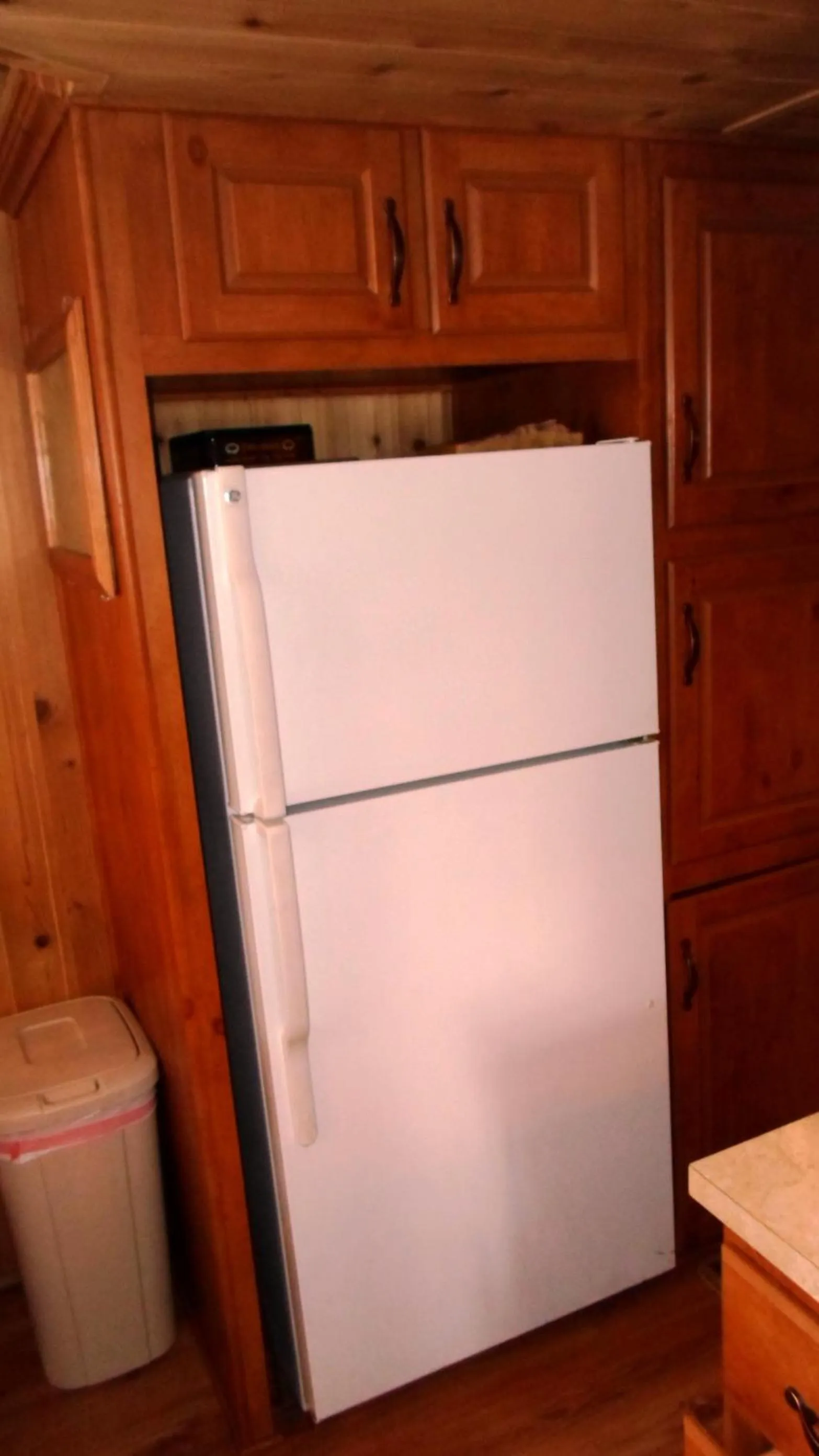 Kitchen or kitchenette in Cedar Pines Resort