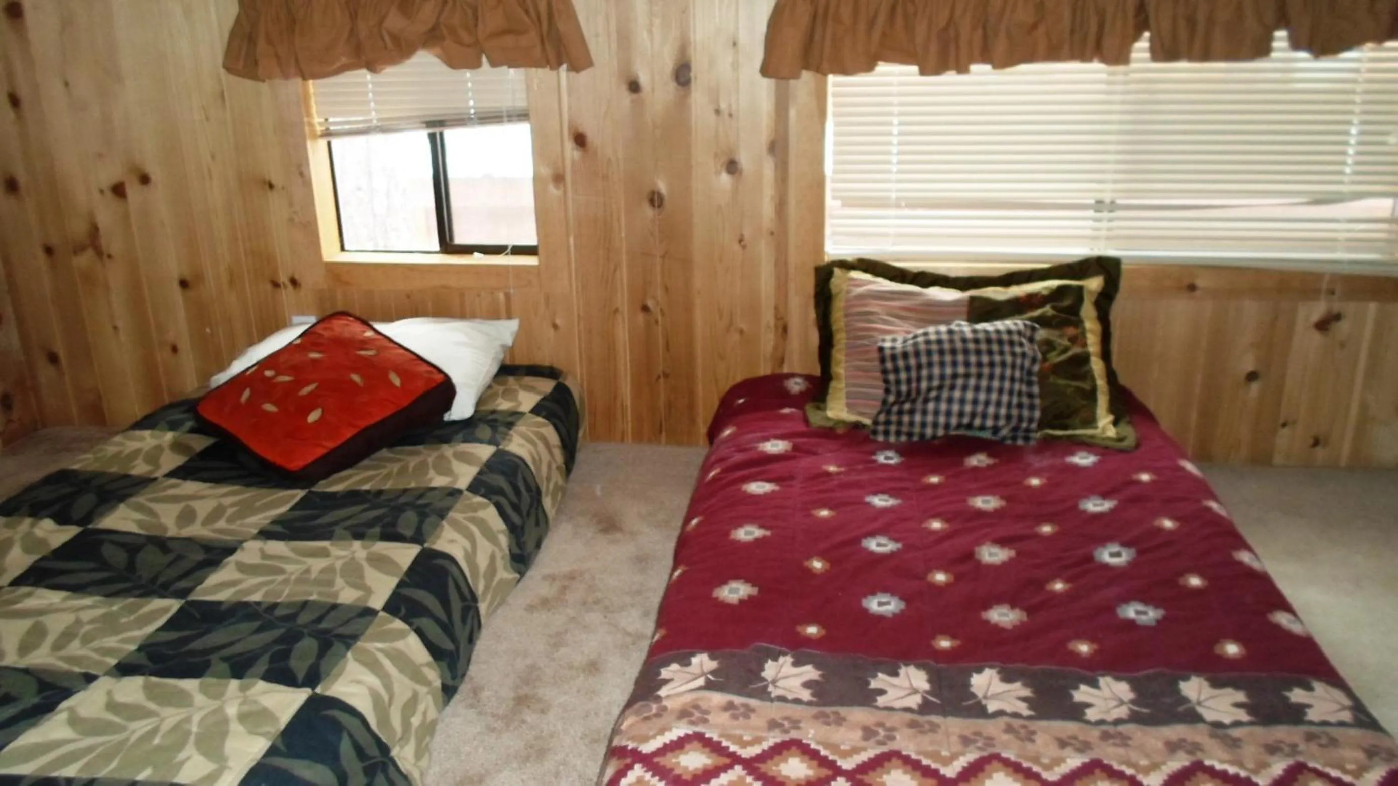 Bed in Cedar Pines Resort