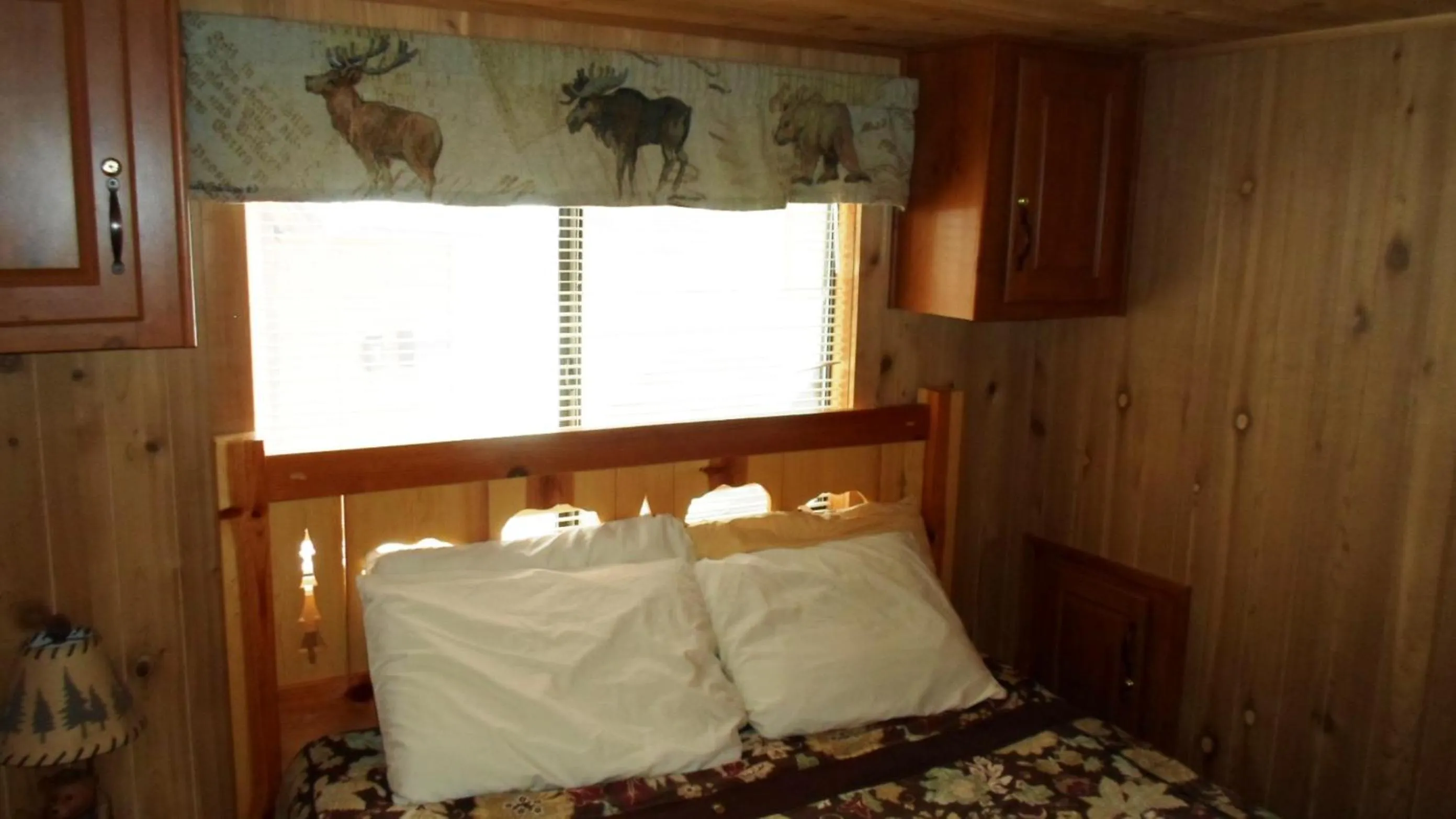 Bed in Cedar Pines Resort