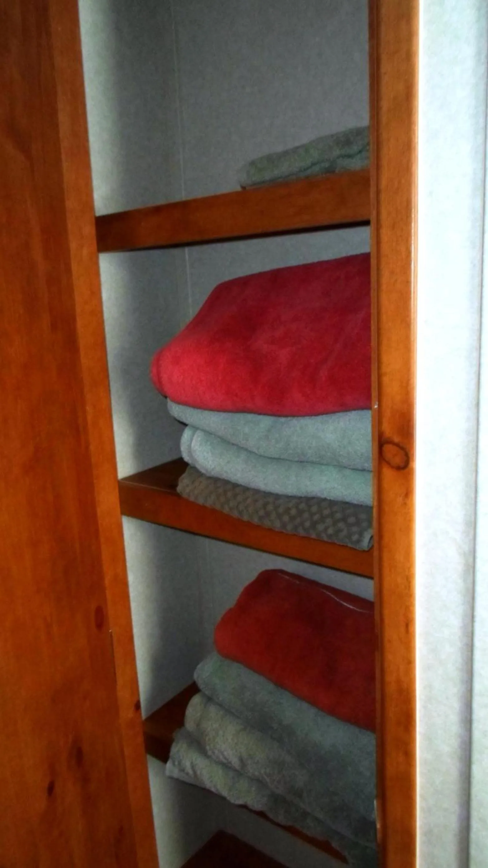 Other, Bed in Cedar Pines Resort