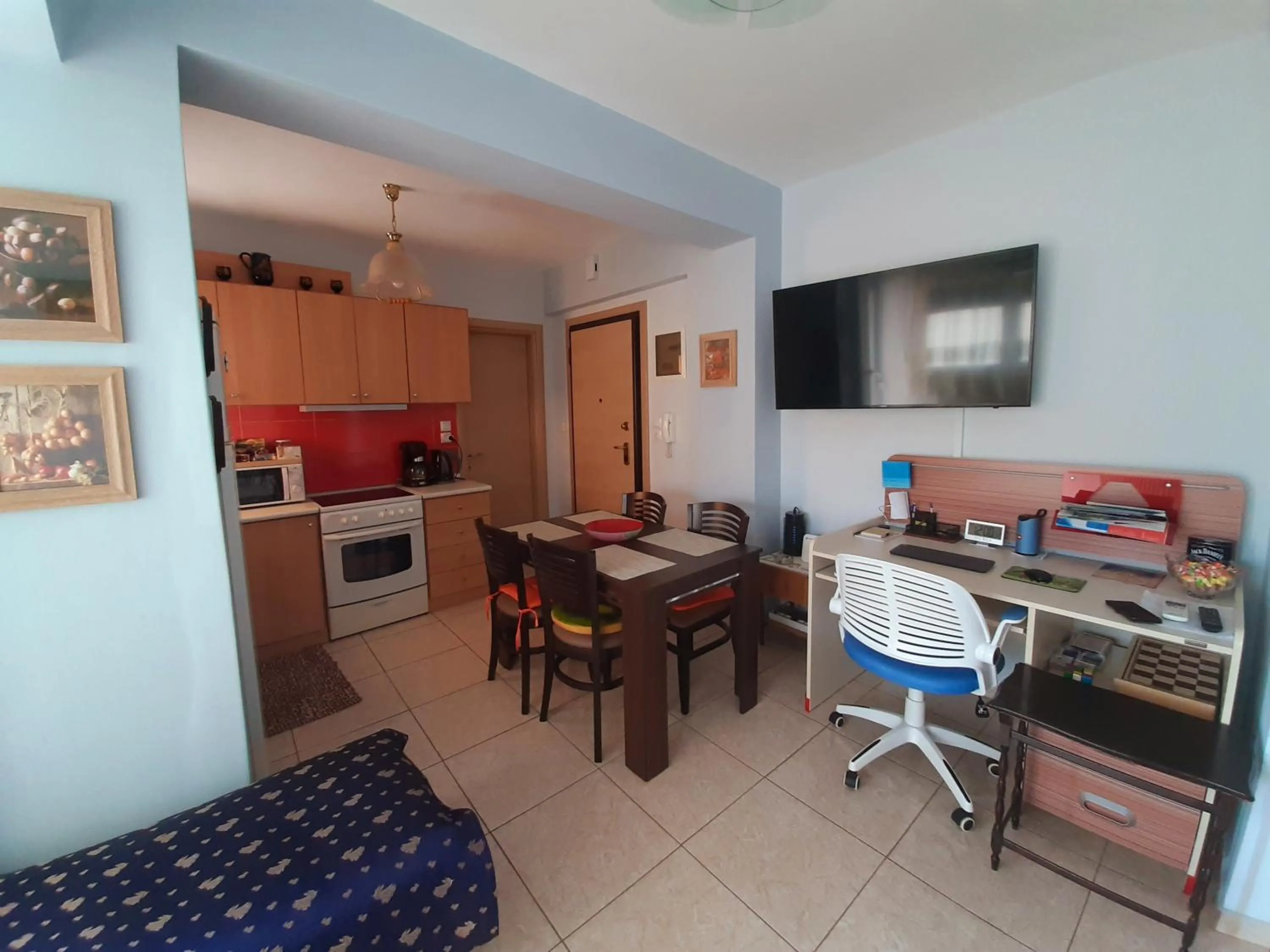 Living room in Apartment with Balcony and Parking