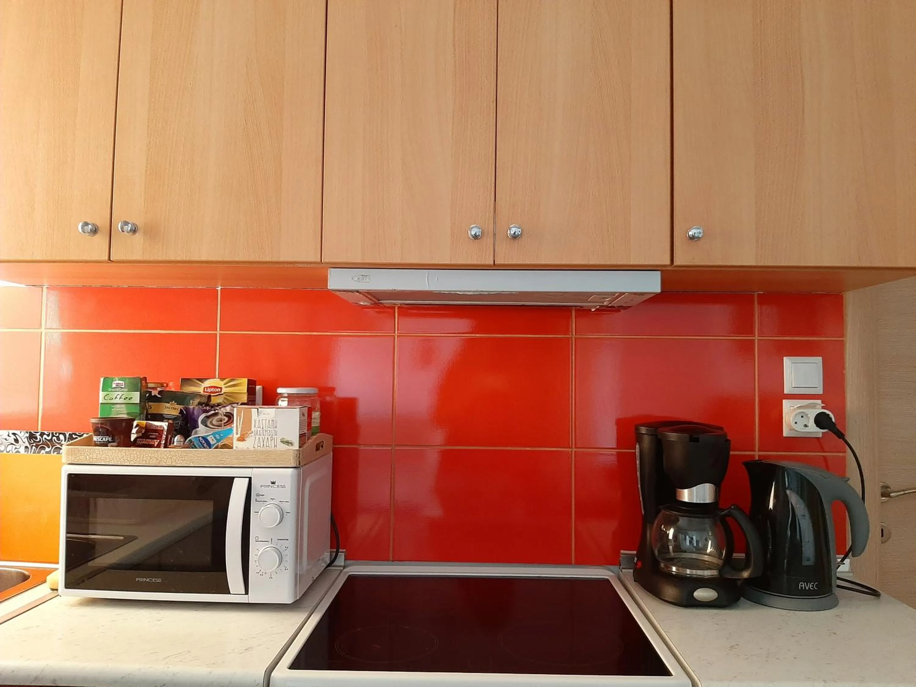 Coffee/tea facilities in Apartment with Balcony and Parking