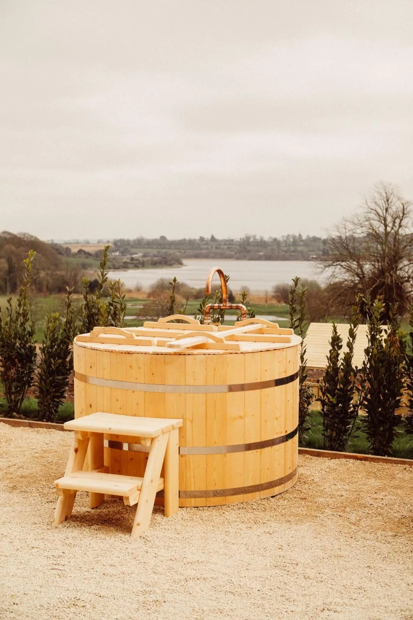 Hot Tub in Glasson Lakehouse