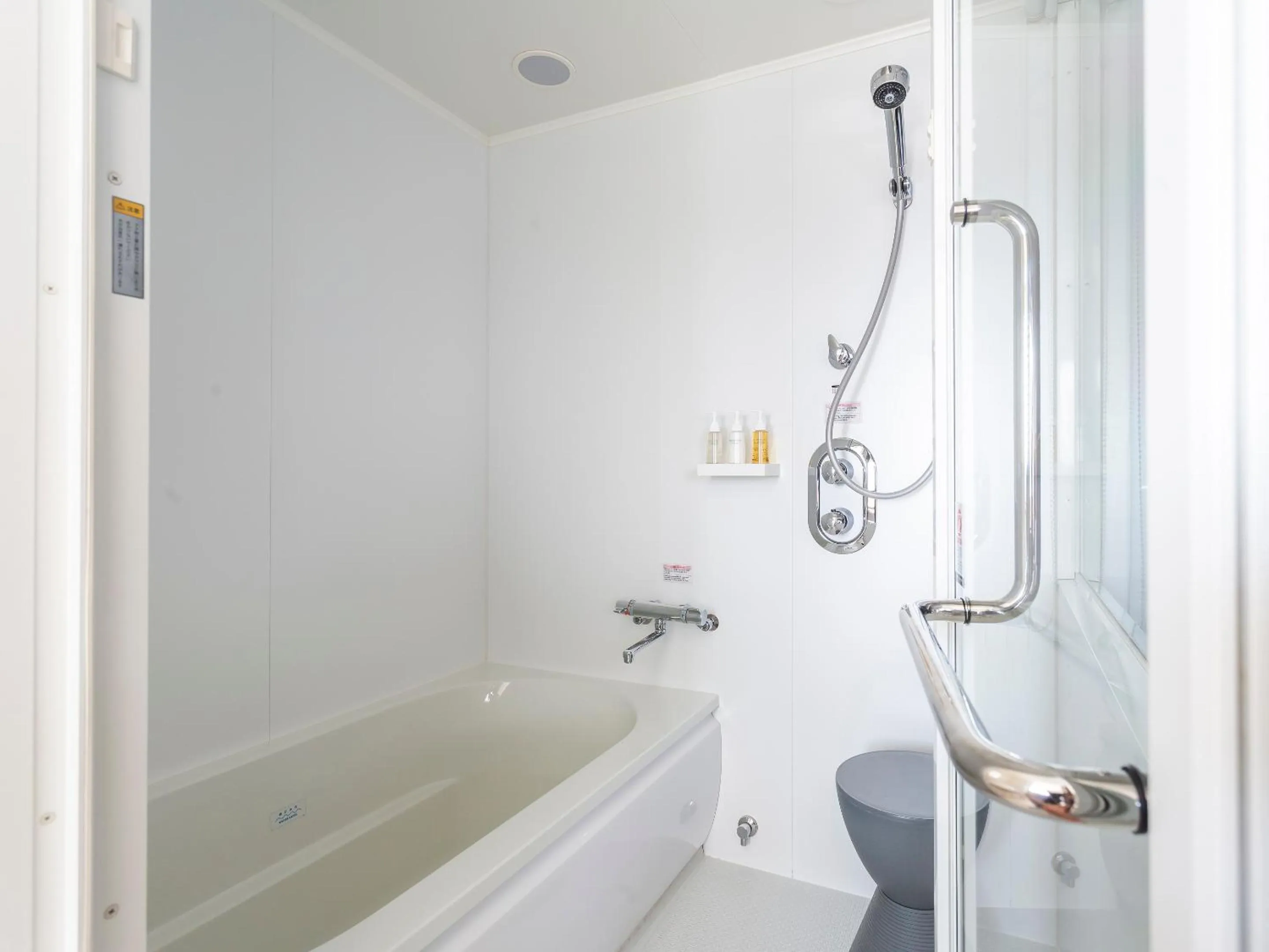 Bathroom in remm Shin-Osaka