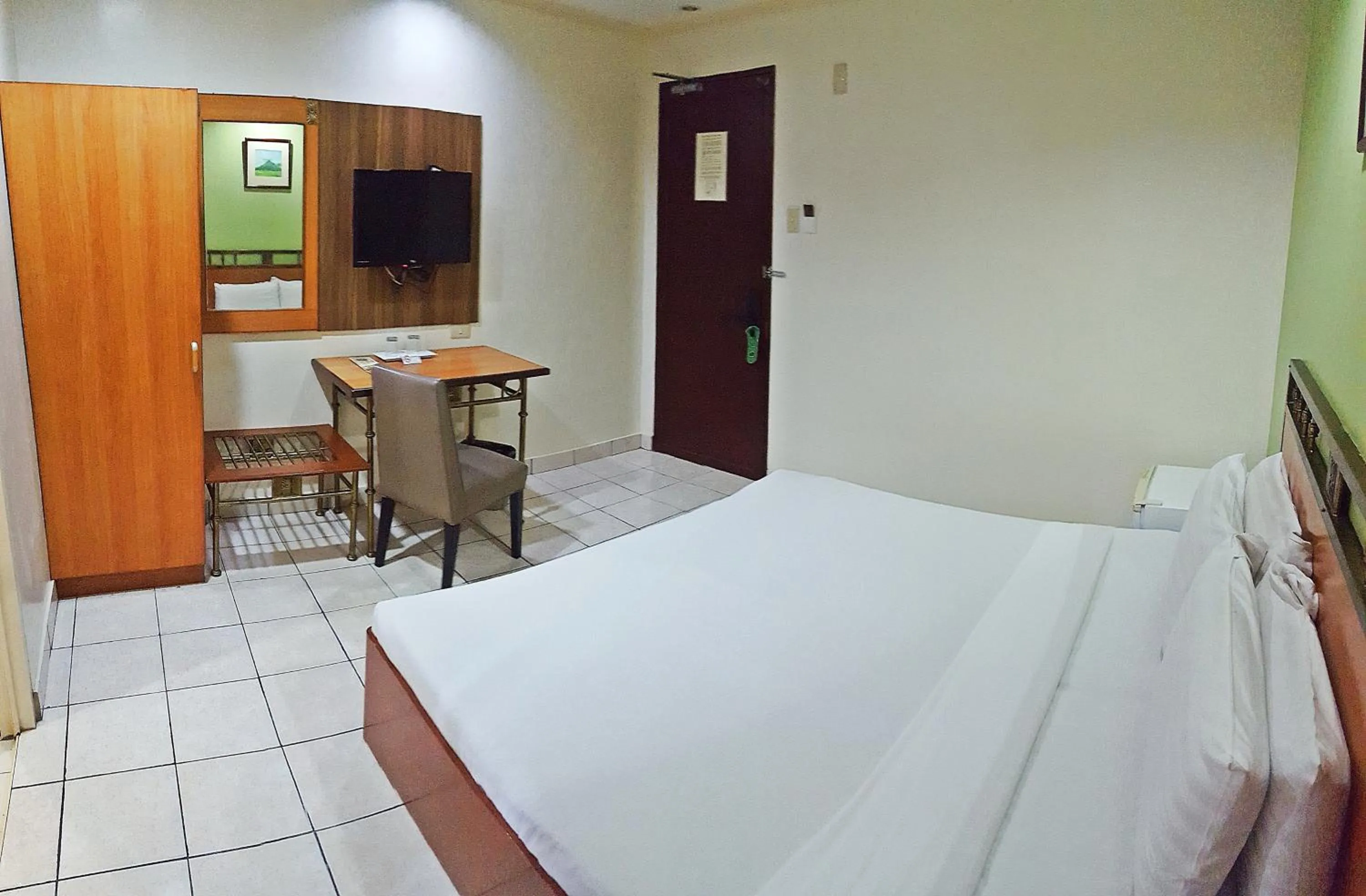 Bed in Golden Valley Hotel