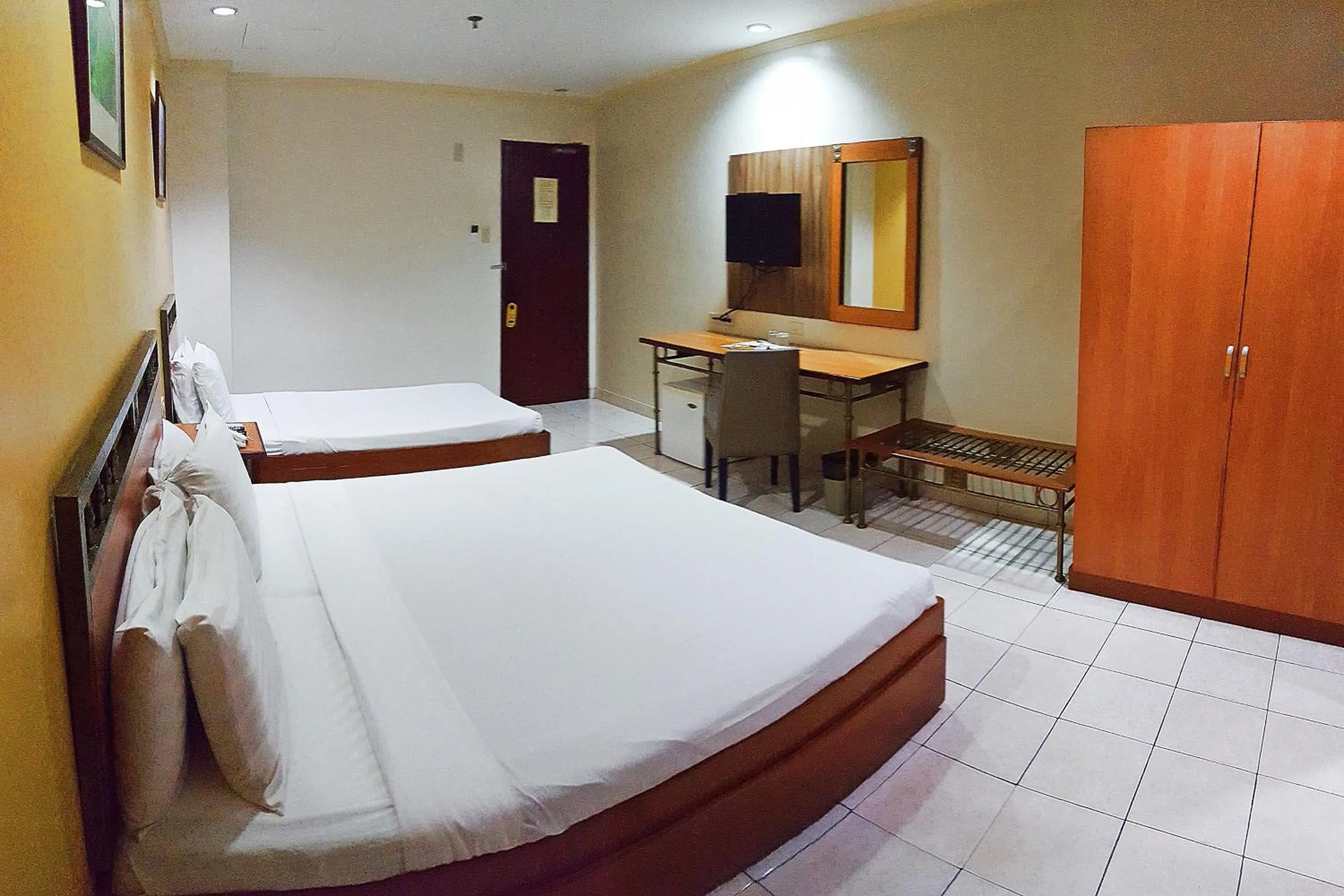 Bed in Golden Valley Hotel