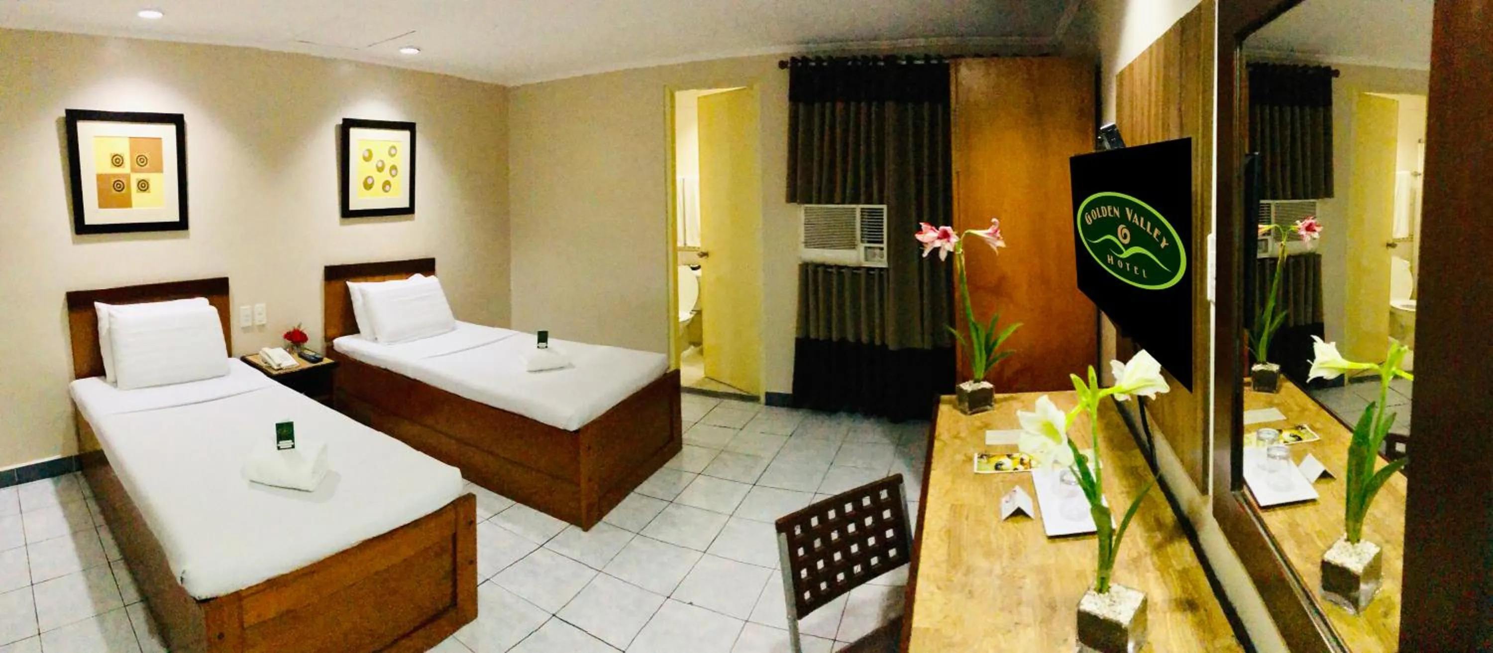 Photo of the whole room, Bed in Golden Valley Hotel