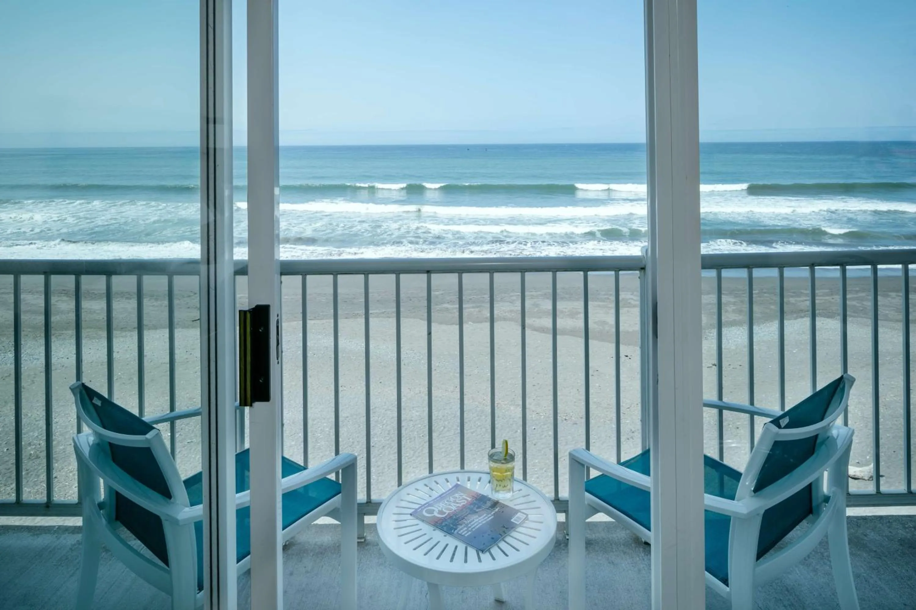 Photo of the whole room in Beachfront Inn