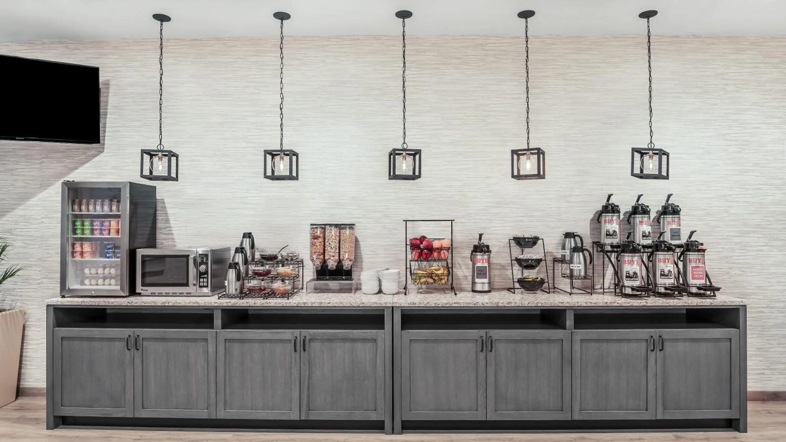 Buffet breakfast in Beachfront Inn