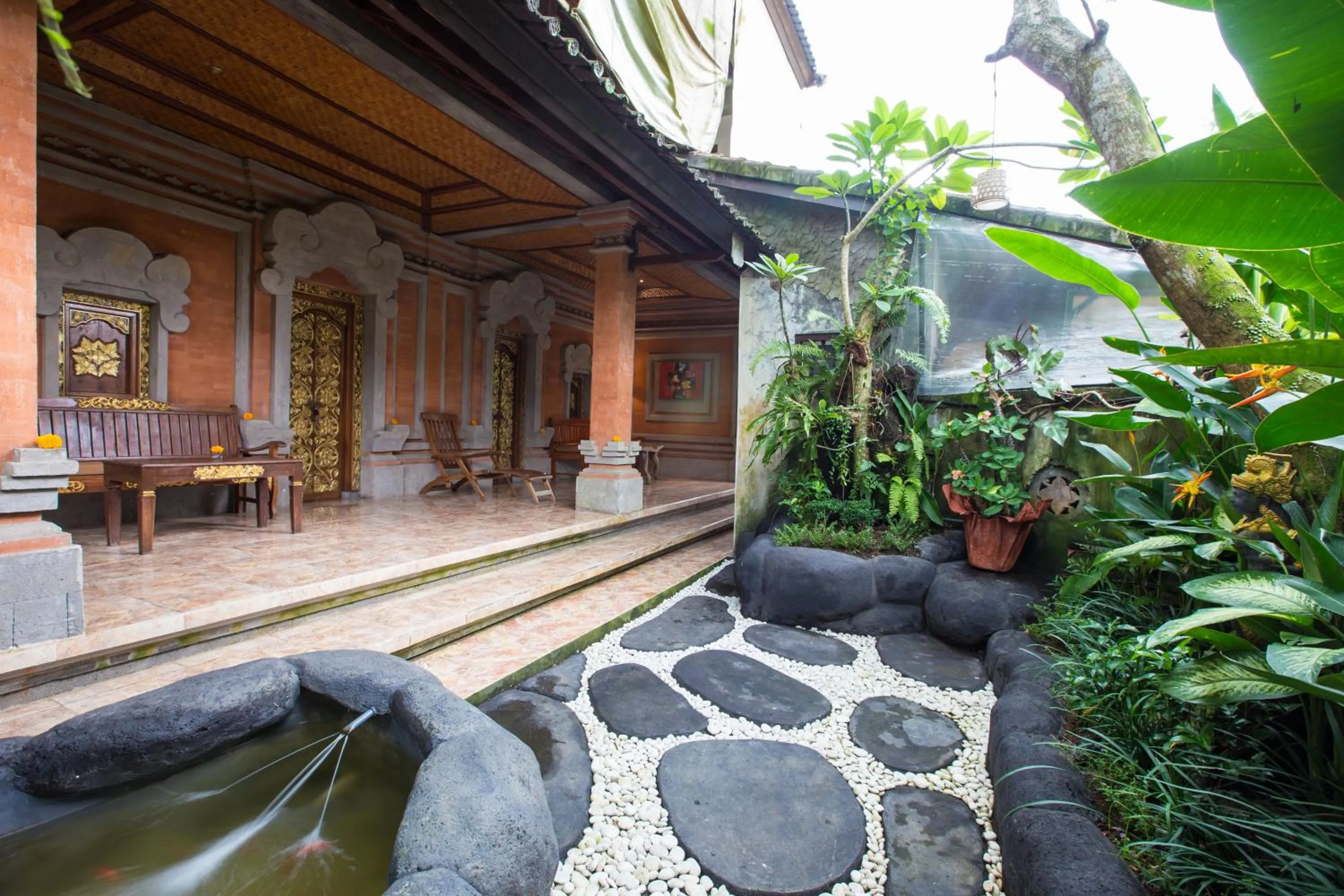 Facade/entrance in Pondok Permata Homestay