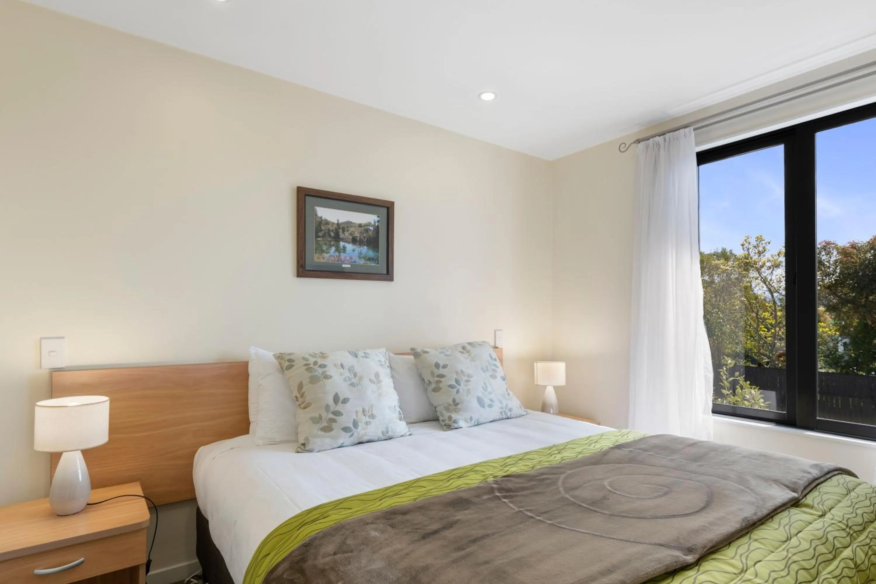 Bedroom, Bed in Nautilus Lodge Motel