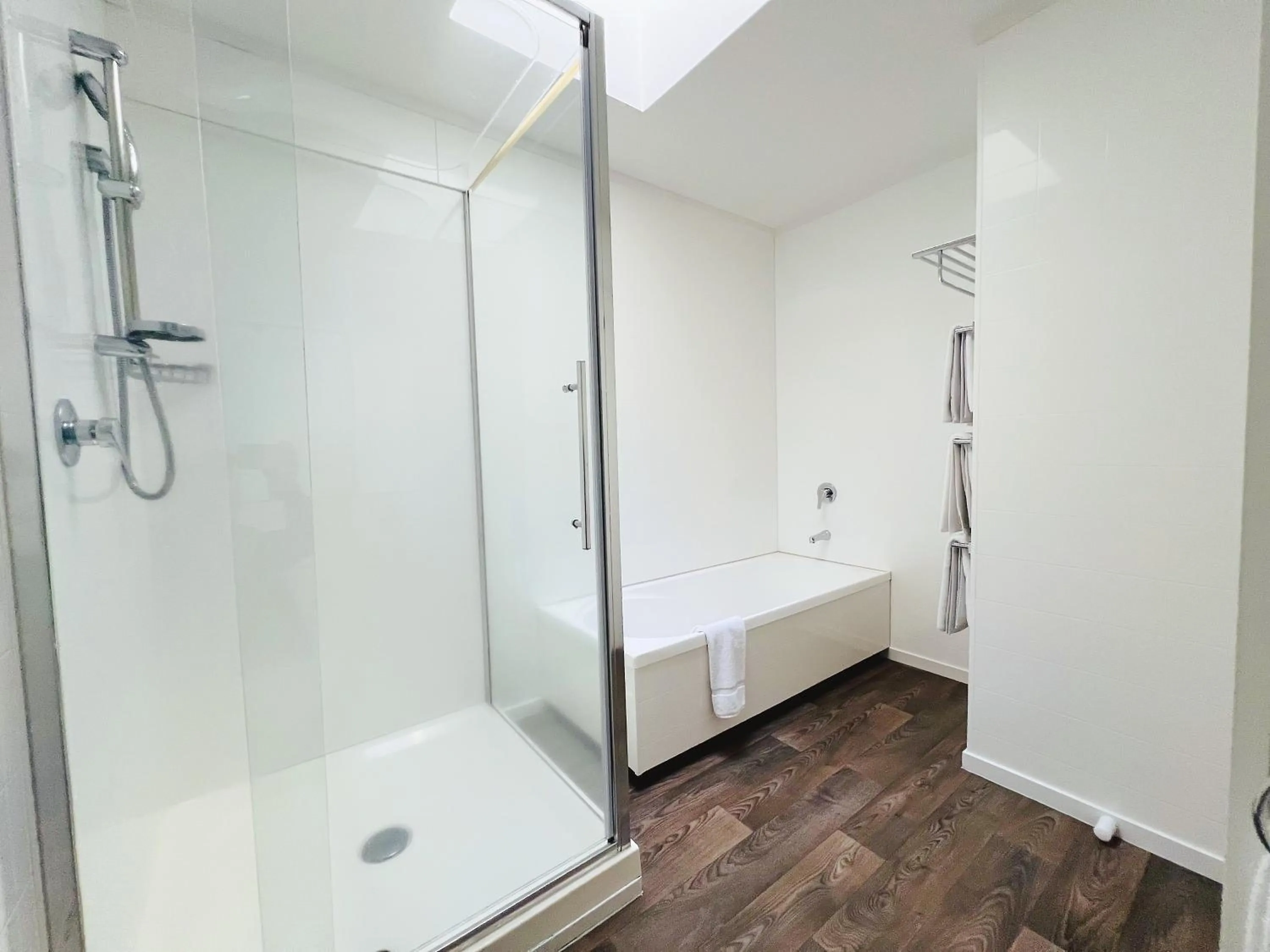 Bathroom in Camelot On Ulster