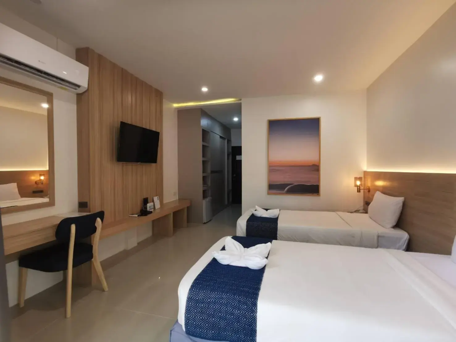 Standard Twin Room in Nana Beach Hotel & Resort Standard Twin Room in Nana Beach Hotel & Resort