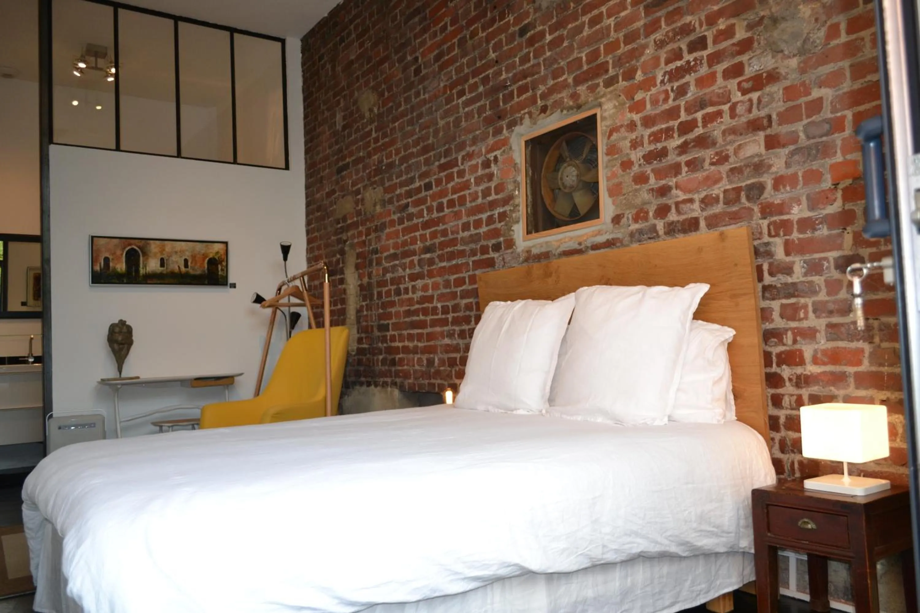 Photo of the whole room, Bed in Chambre d'hôtes la Teinturerie