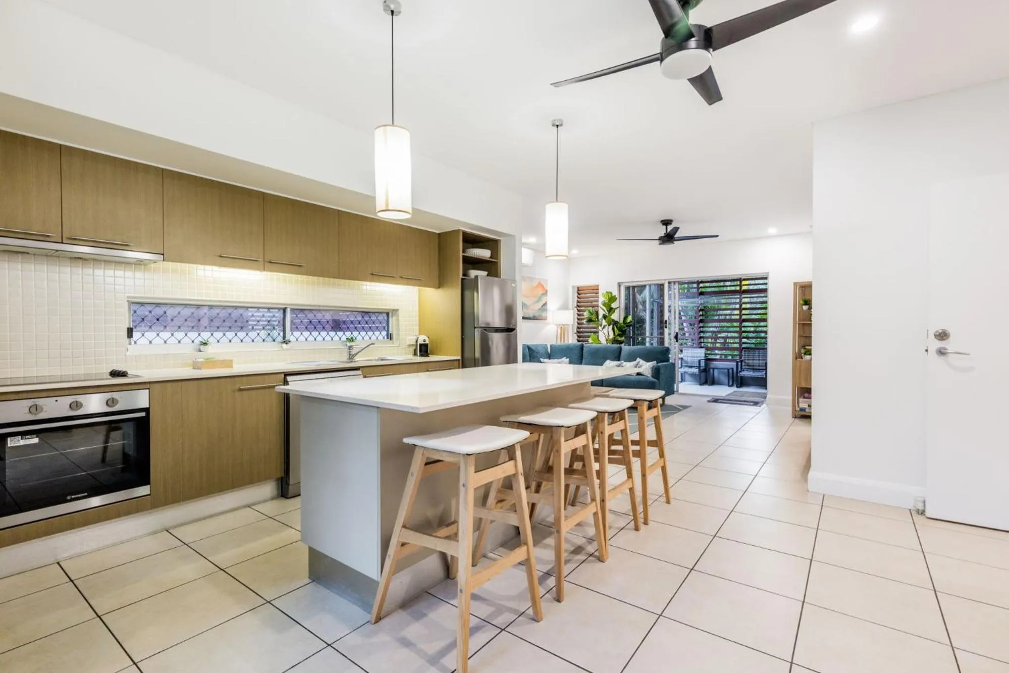 Kitchen or kitchenette in Sandcastles 1770 Motel & Resort