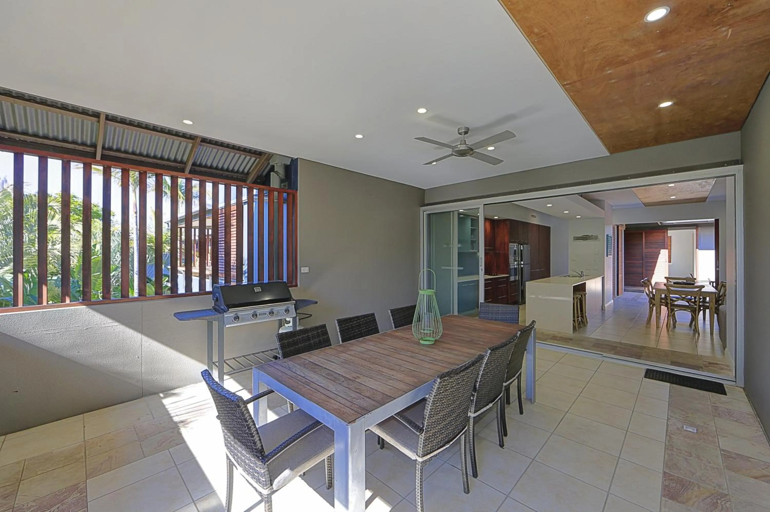 Balcony/Terrace in Sandcastles 1770 Motel & Resort