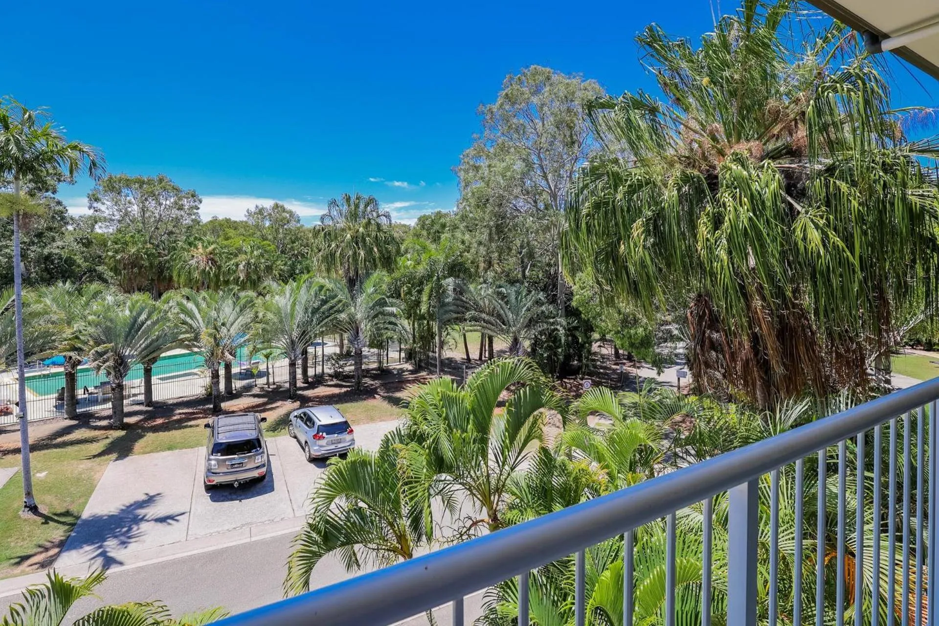Balcony/Terrace in Sandcastles 1770 Motel & Resort