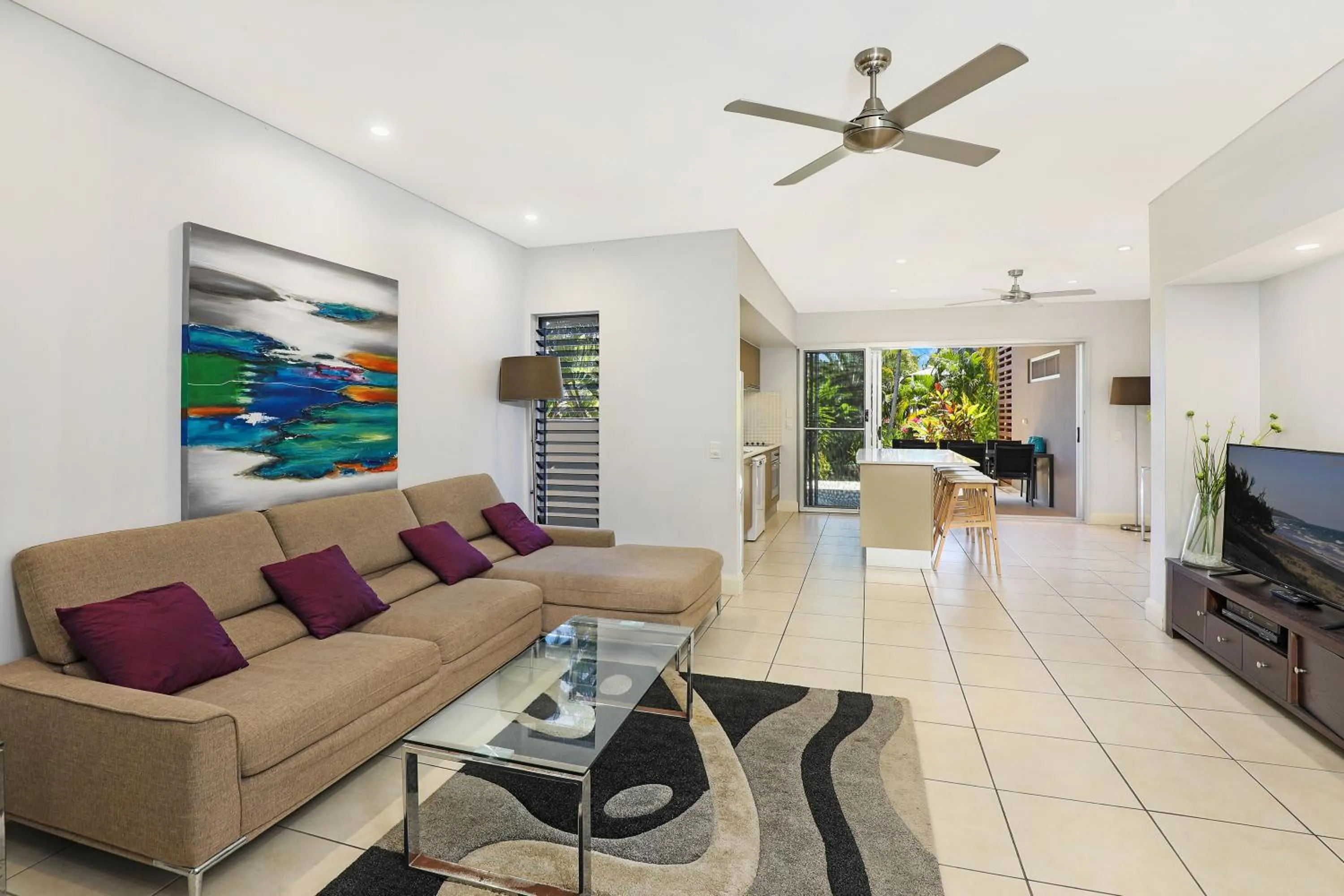 Living room in Sandcastles 1770 Motel & Resort