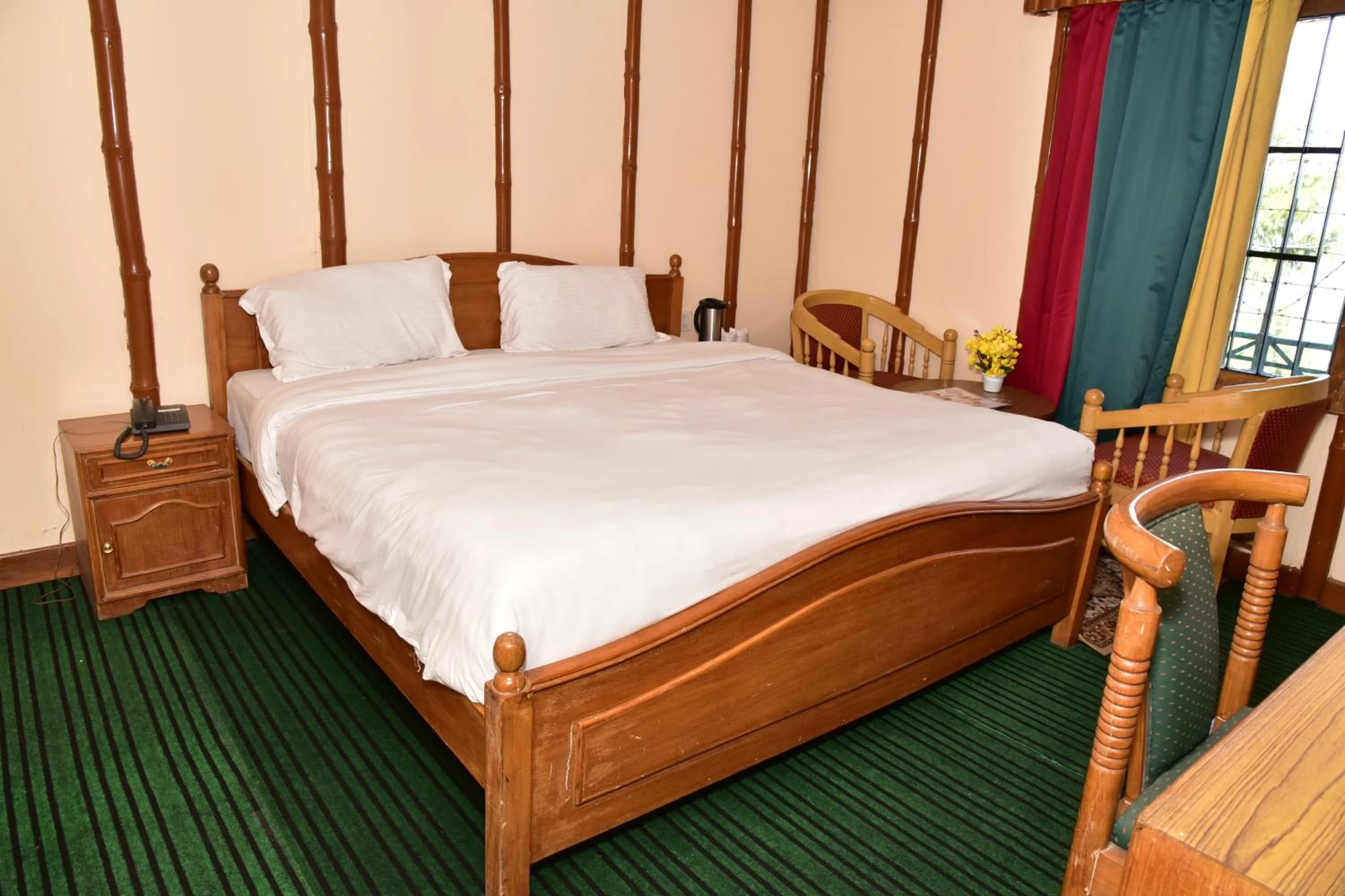 Bed in Snow King Retreat - The Heaven