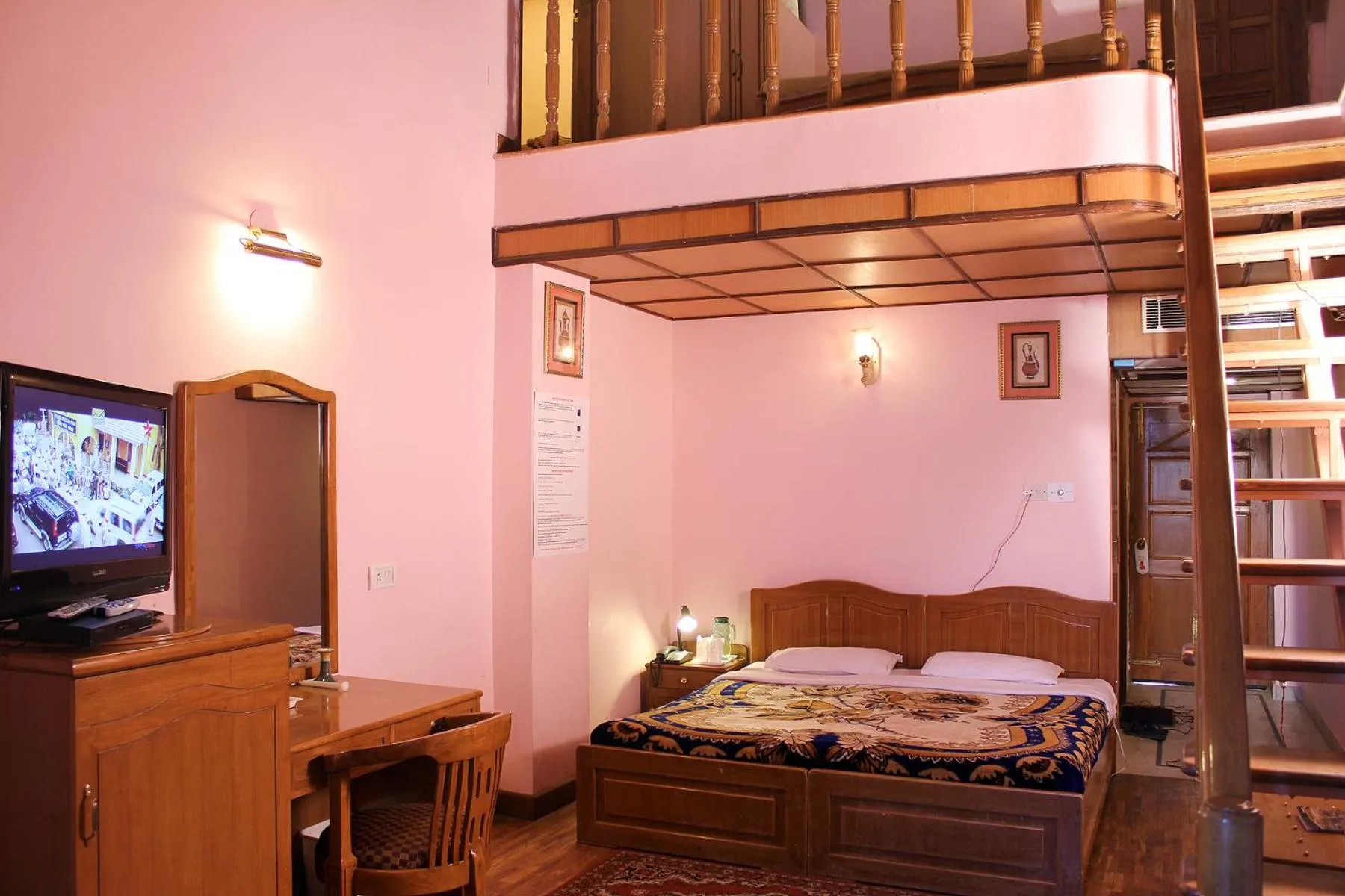 Bed in Snow King Retreat - The Heaven