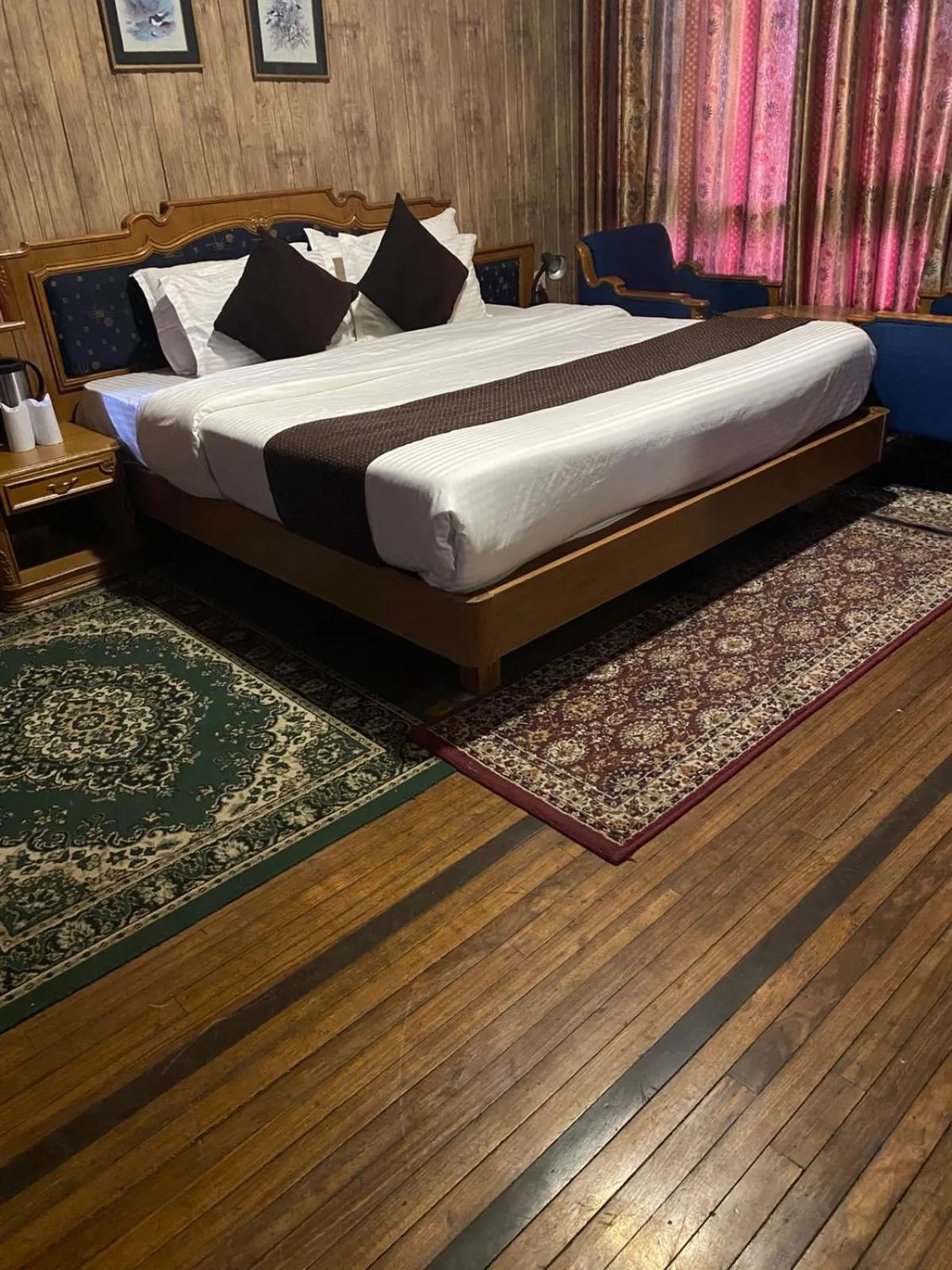 Bedroom, Bed in Snow King Retreat - The Heaven