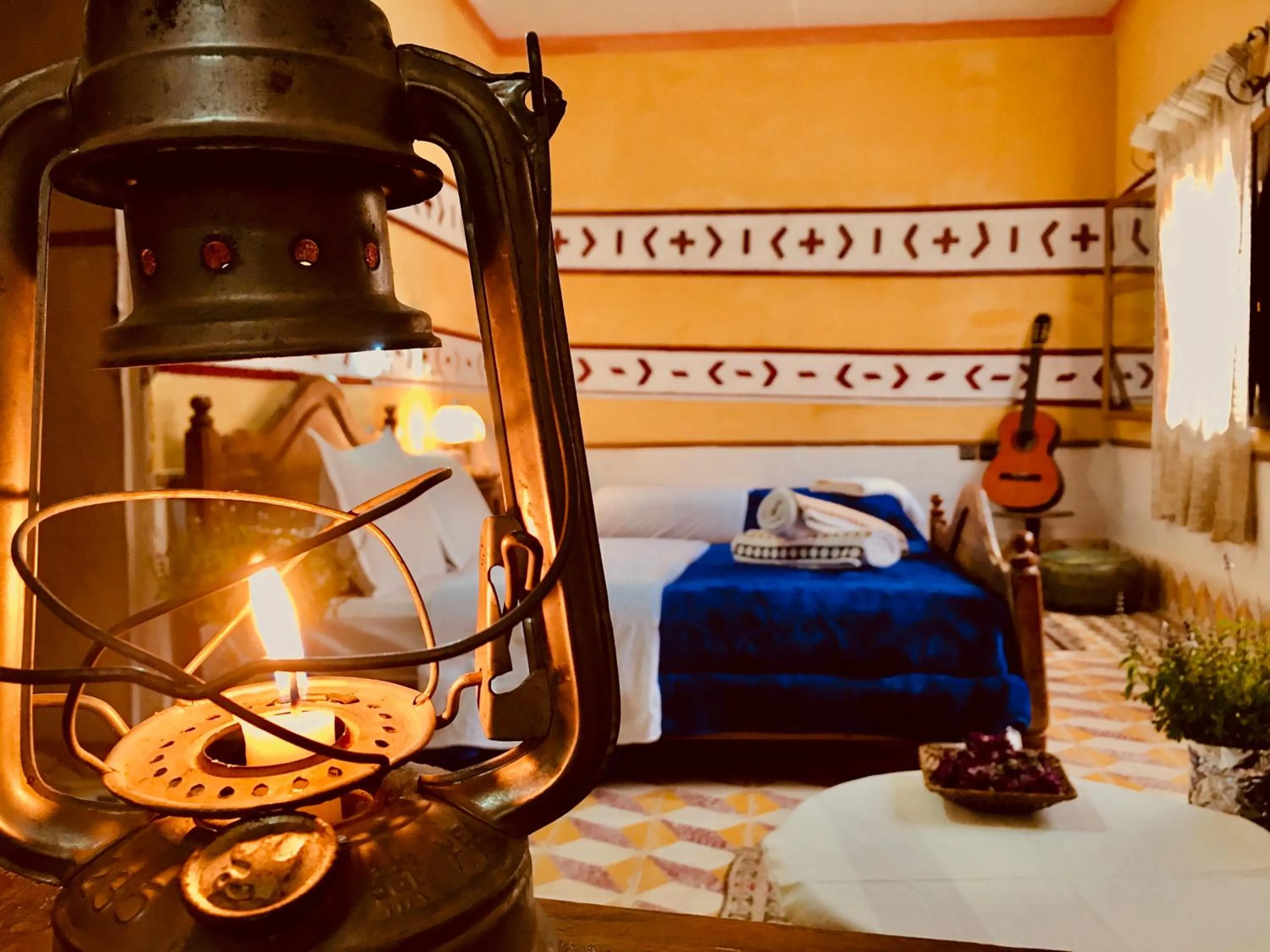 Photo of the whole room, Bed in Hôtel panoramique de la vallée