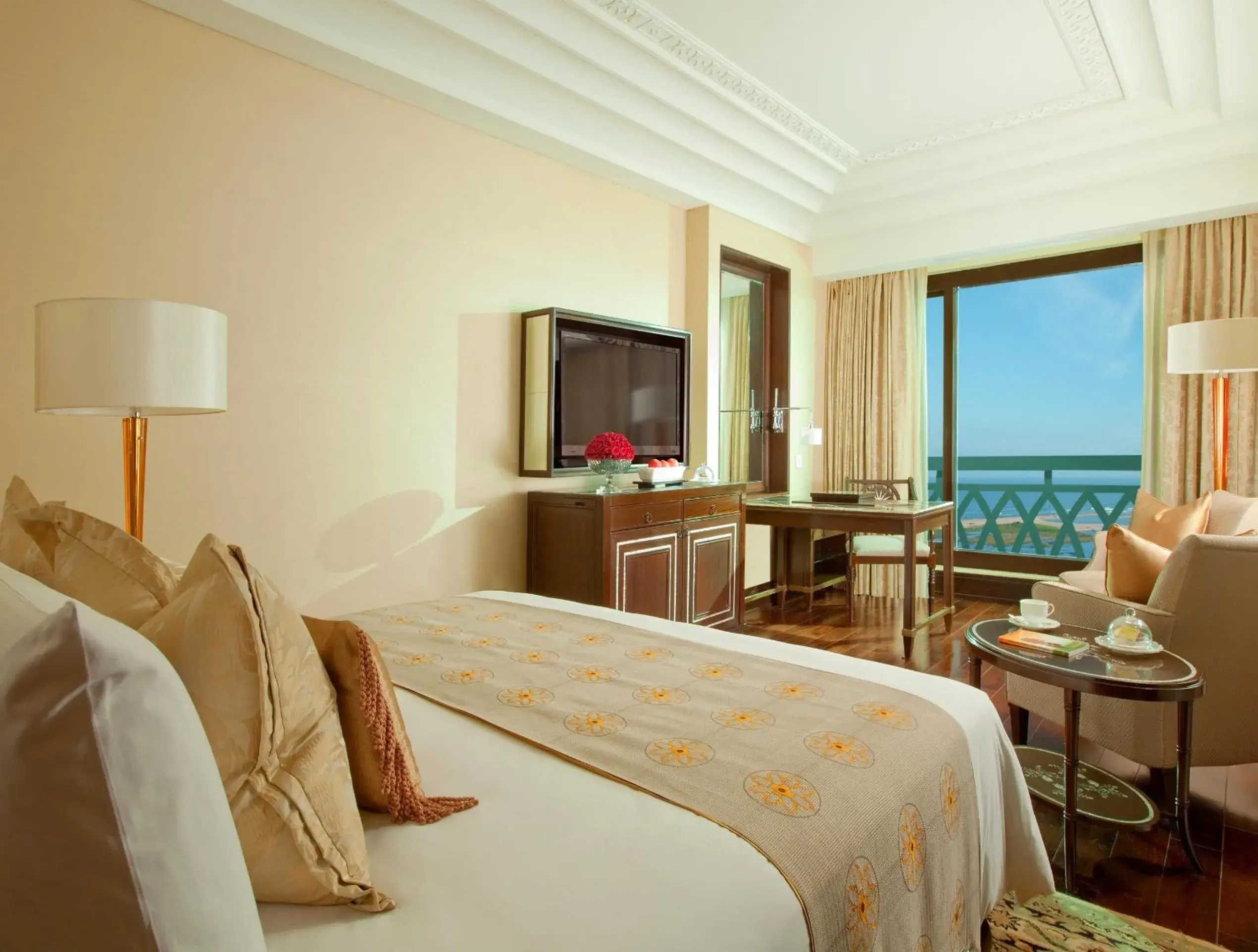 Deluxe Double or Twin Room with Sea View - single occupancy in The Leela Palace Chennai Deluxe Double or Twin Room with Sea View - single occupancy in The Leela Palace Chennai