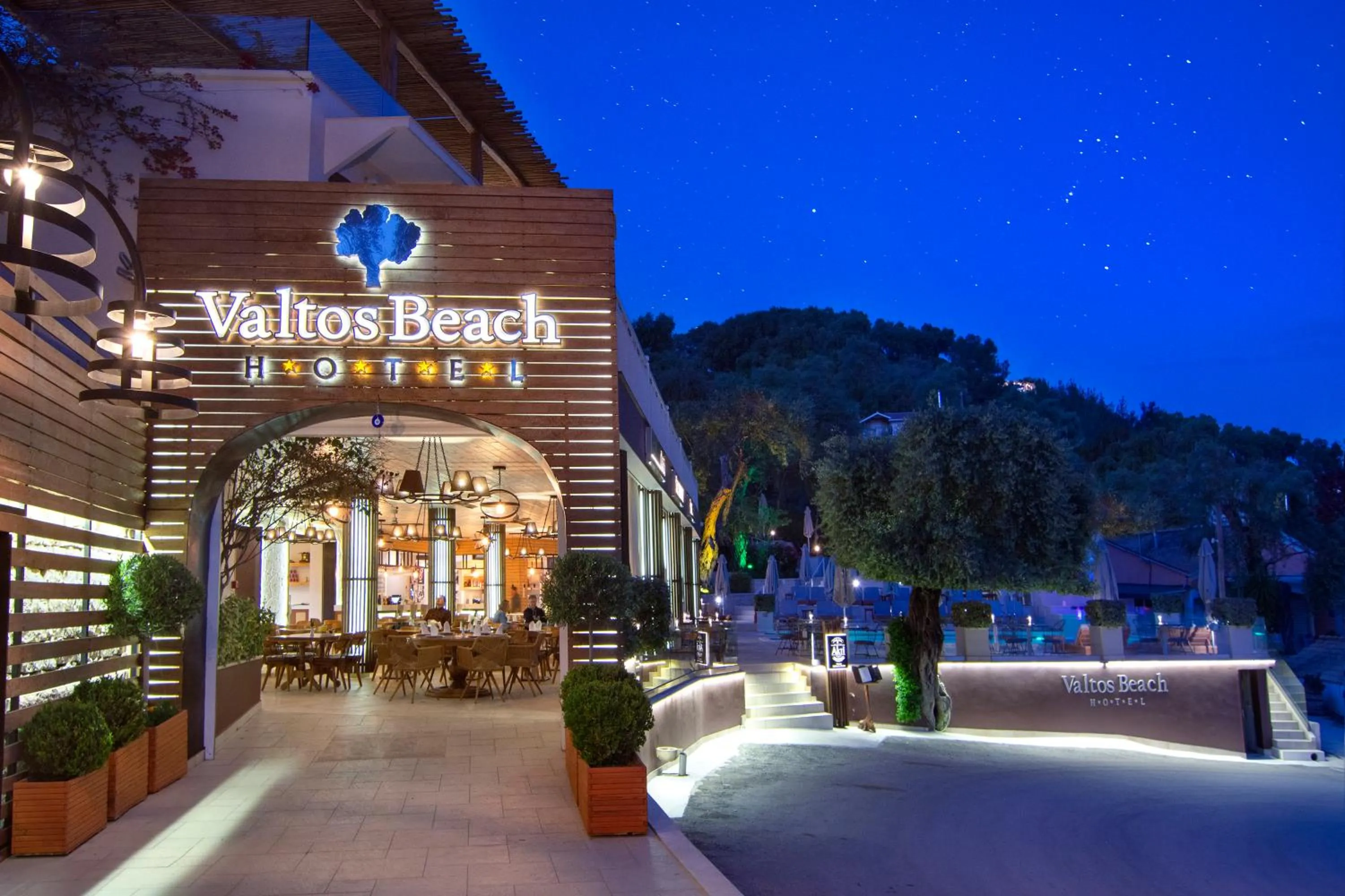 Property building in Valtos Beach Hotel