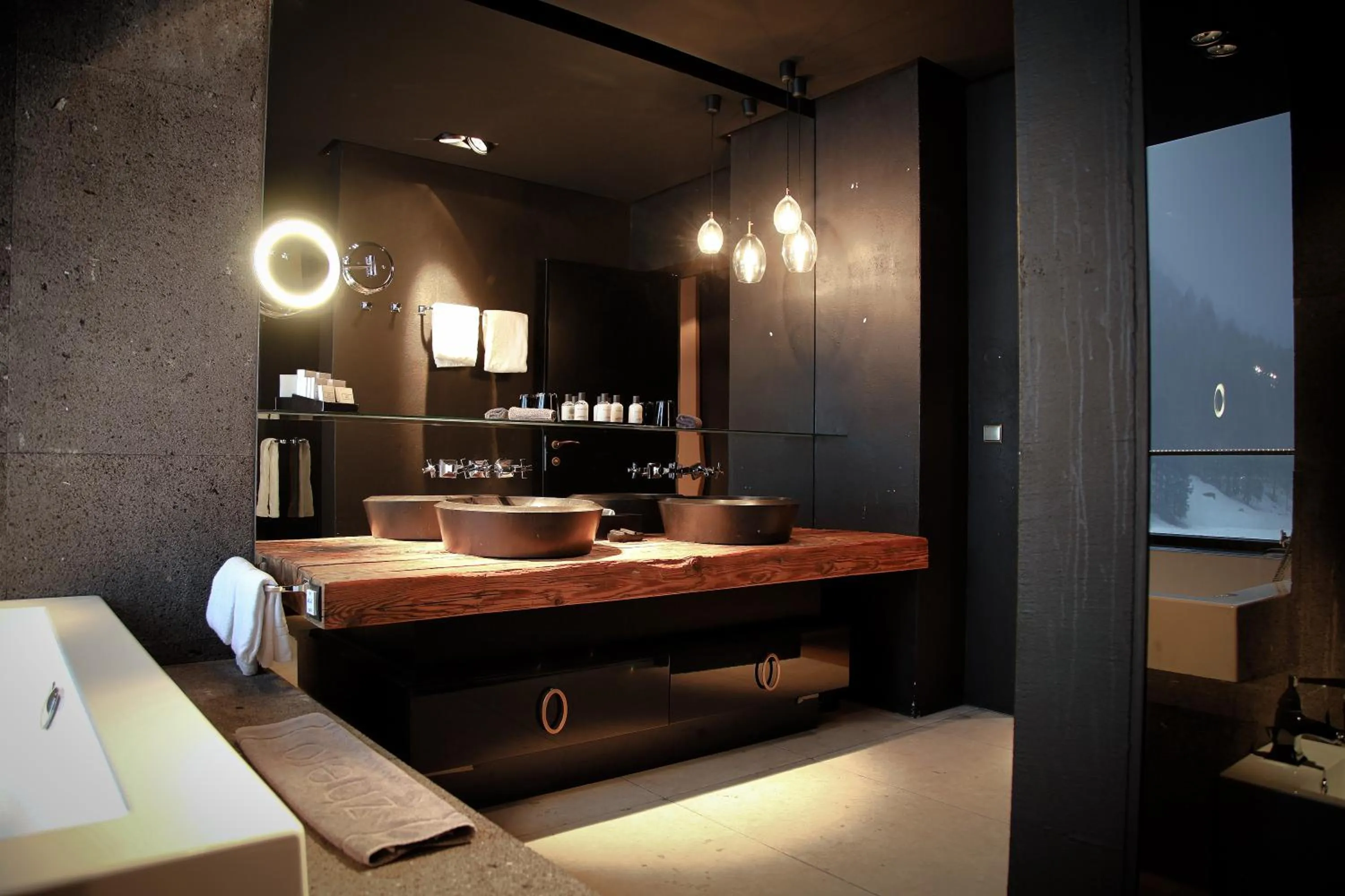 Bathroom in Hotel Zhero – Ischgl/Kappl