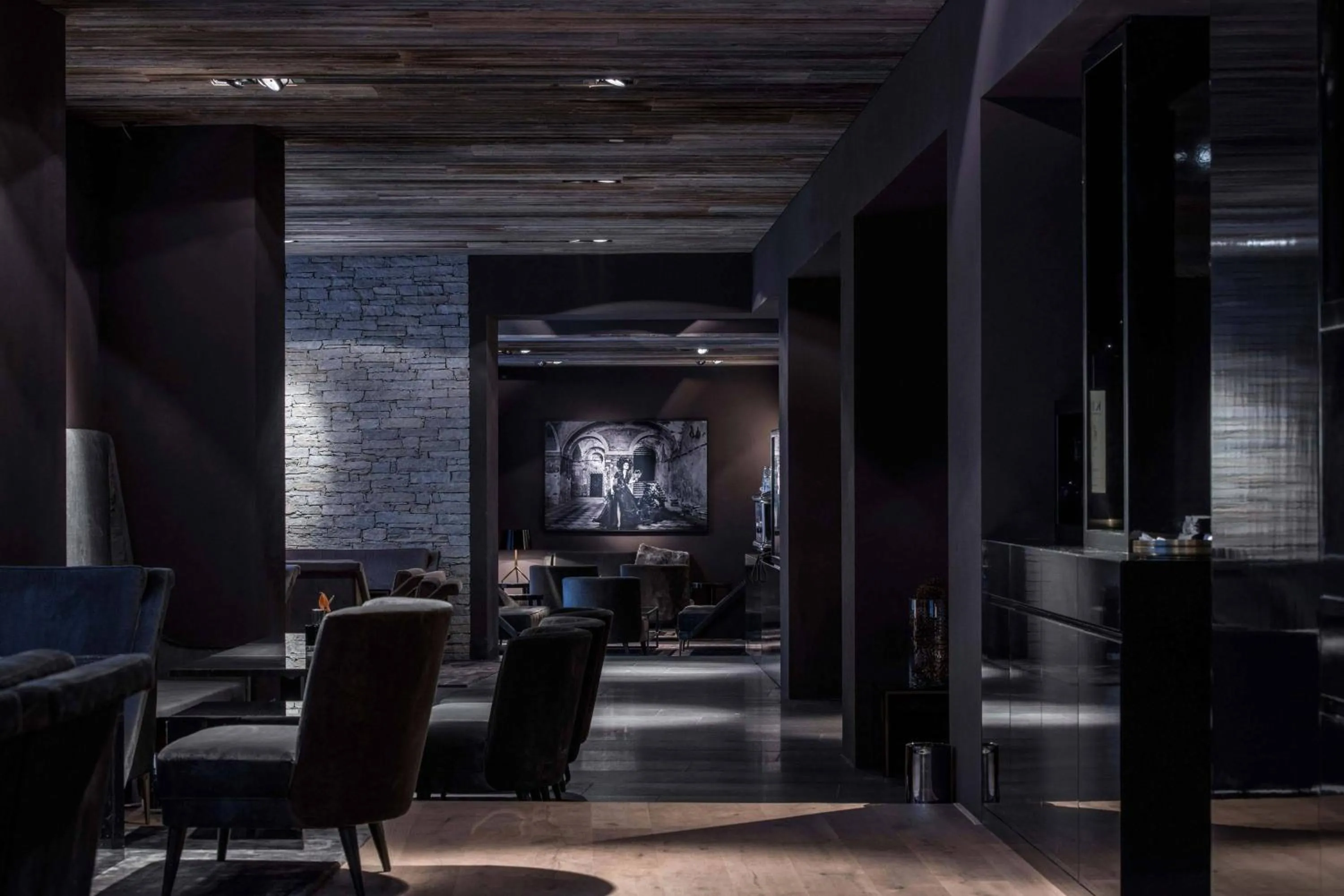 Lounge or bar in Hotel Zhero – Ischgl/Kappl