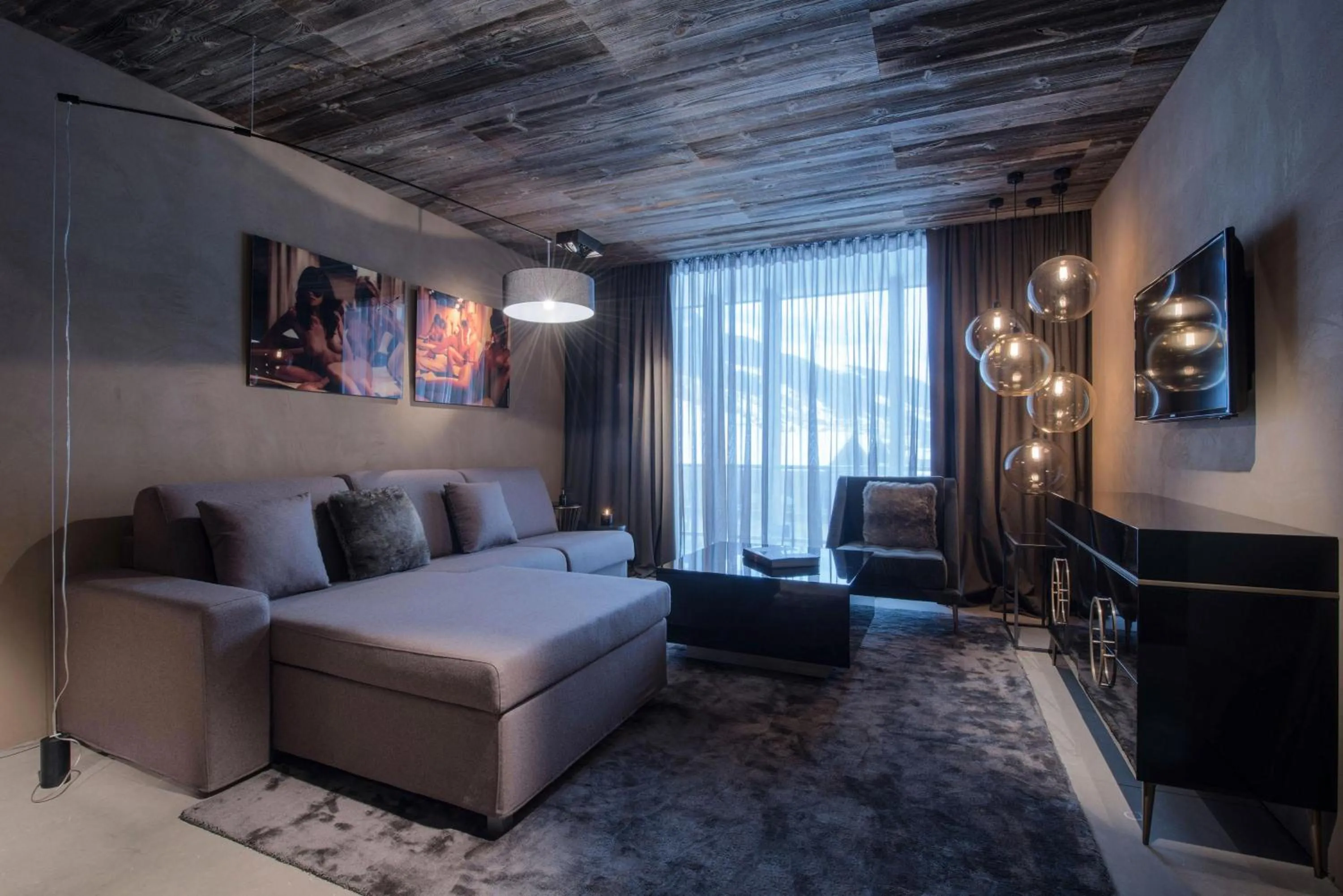 Living room, Bed in Hotel Zhero – Ischgl/Kappl