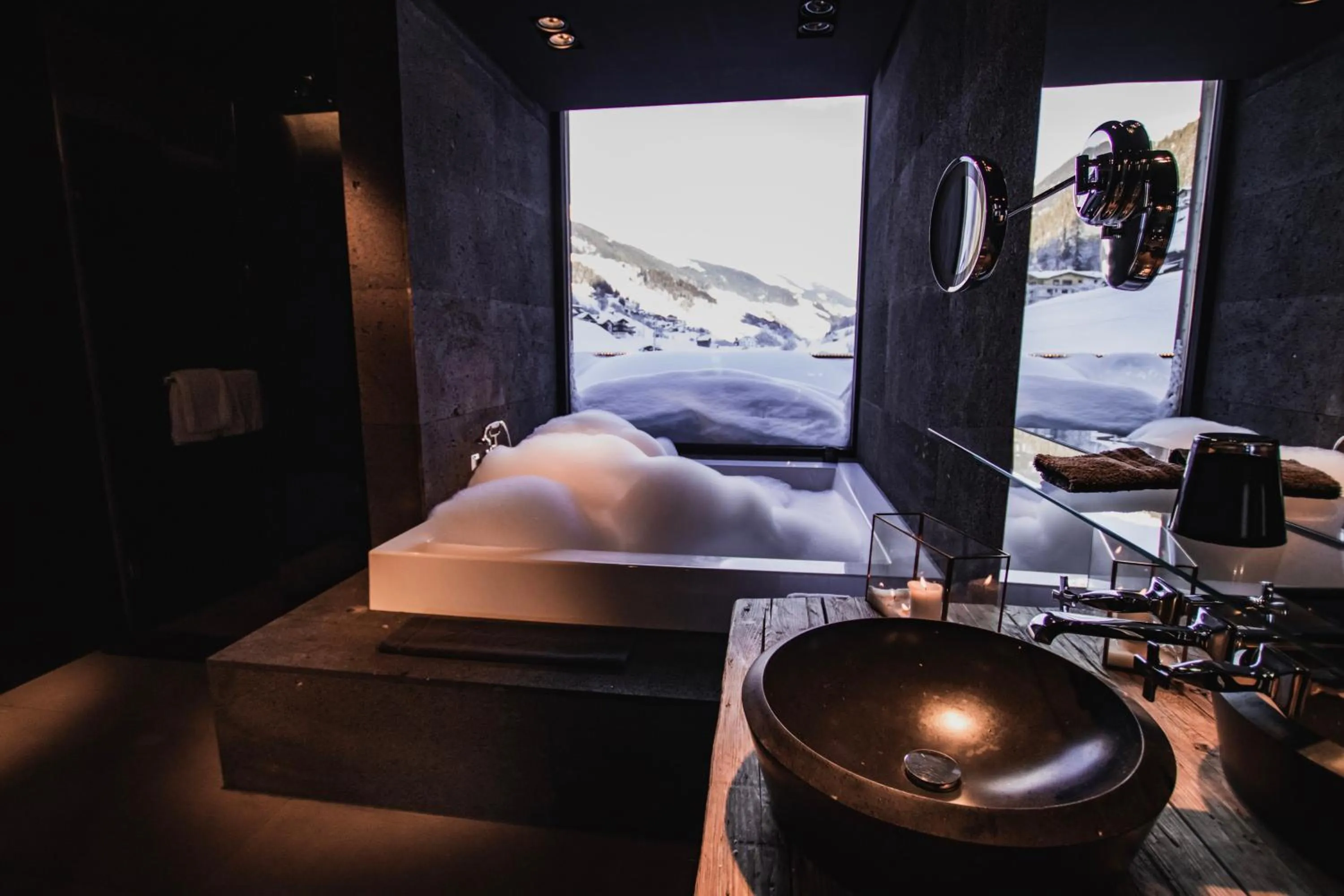 Bathroom in Hotel Zhero – Ischgl/Kappl