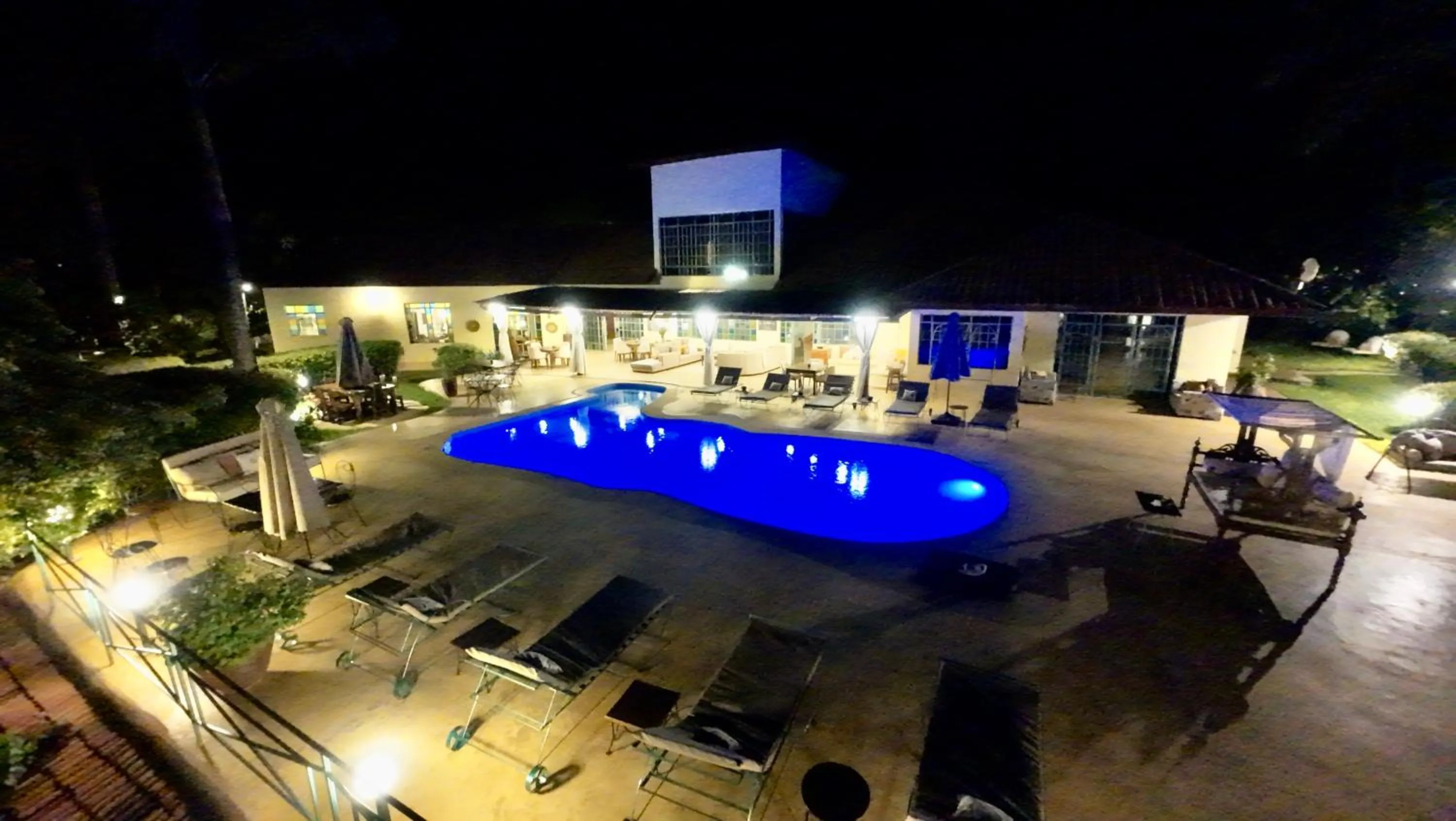 Pink Flamingo Boutique Hotel