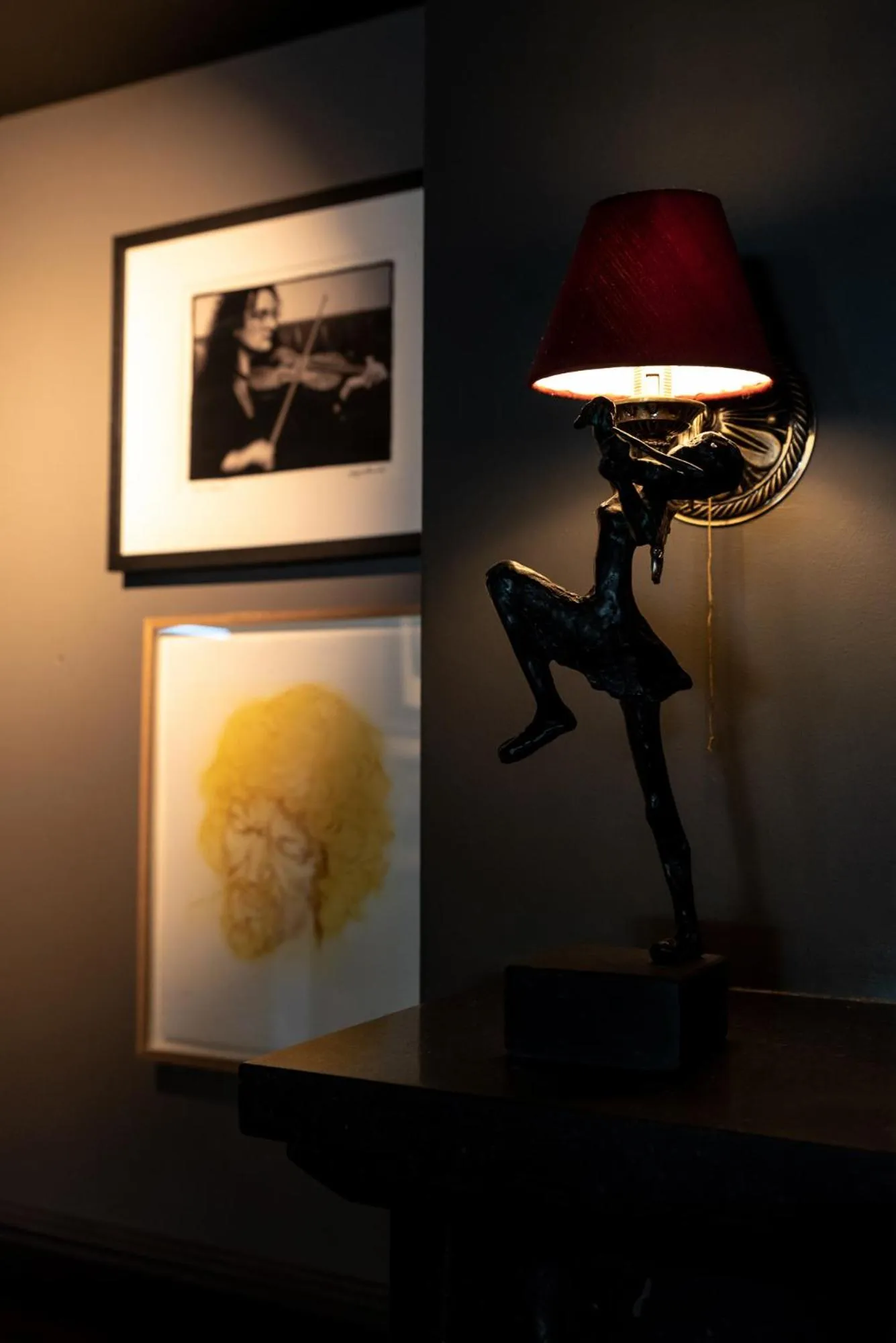 Decorative detail in Cliffs of Moher Hotel