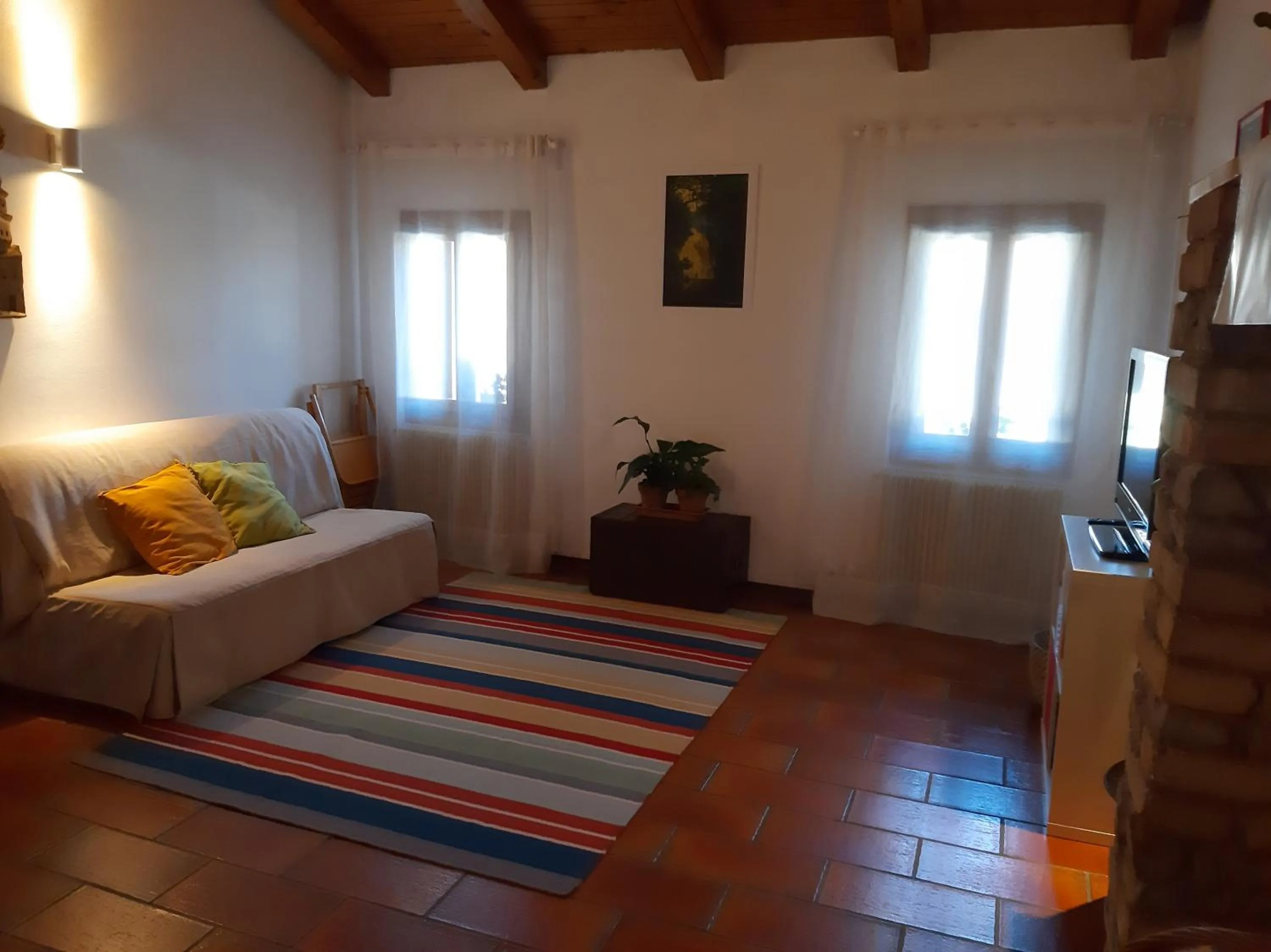 Communal lounge/ TV room, Bed in Bed & Breakfast Ligont